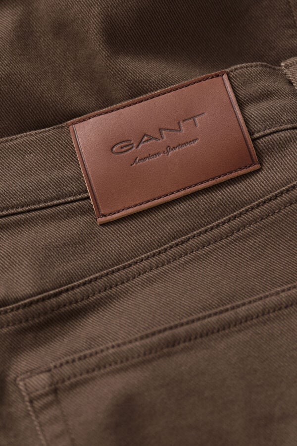 Slim Fit Twill Jeans — SHADOW BROWN