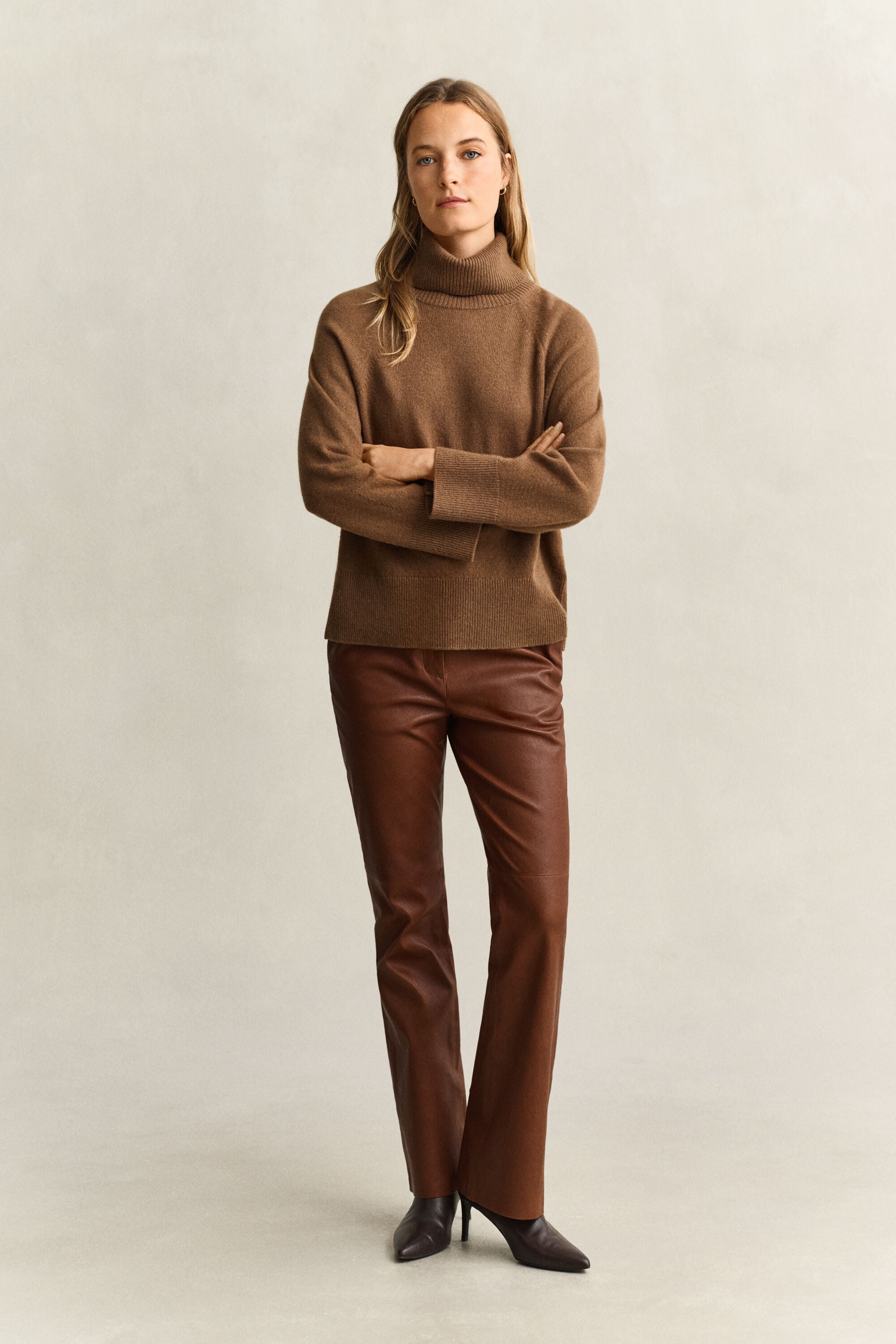Wool Cashmere Turtleneck Sweater