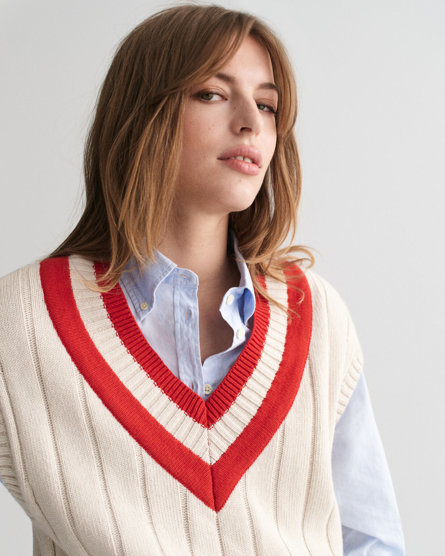 Contrast V-Neck Vest