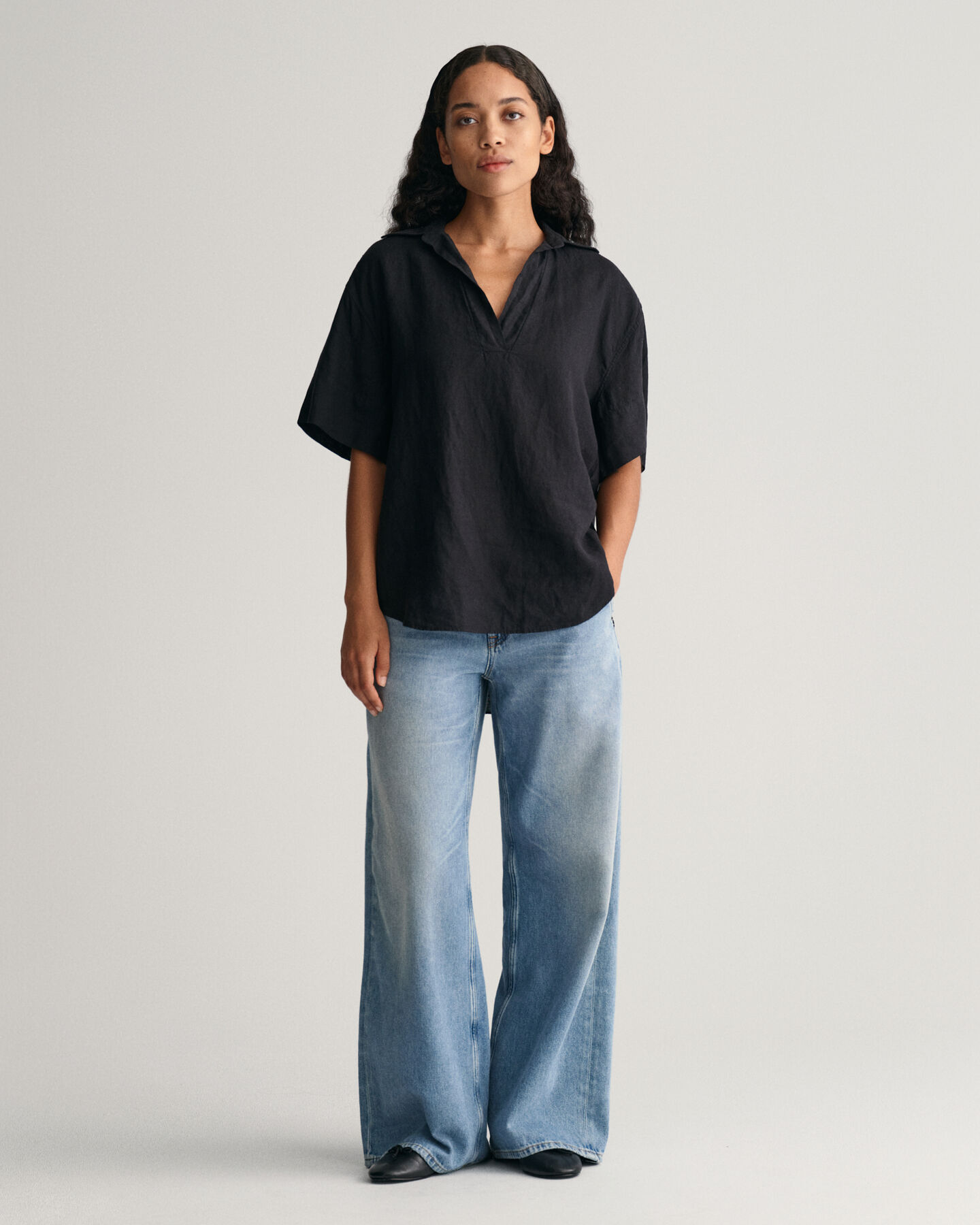 Relaxed Fit Linen Popover Short Sleeve Shirt