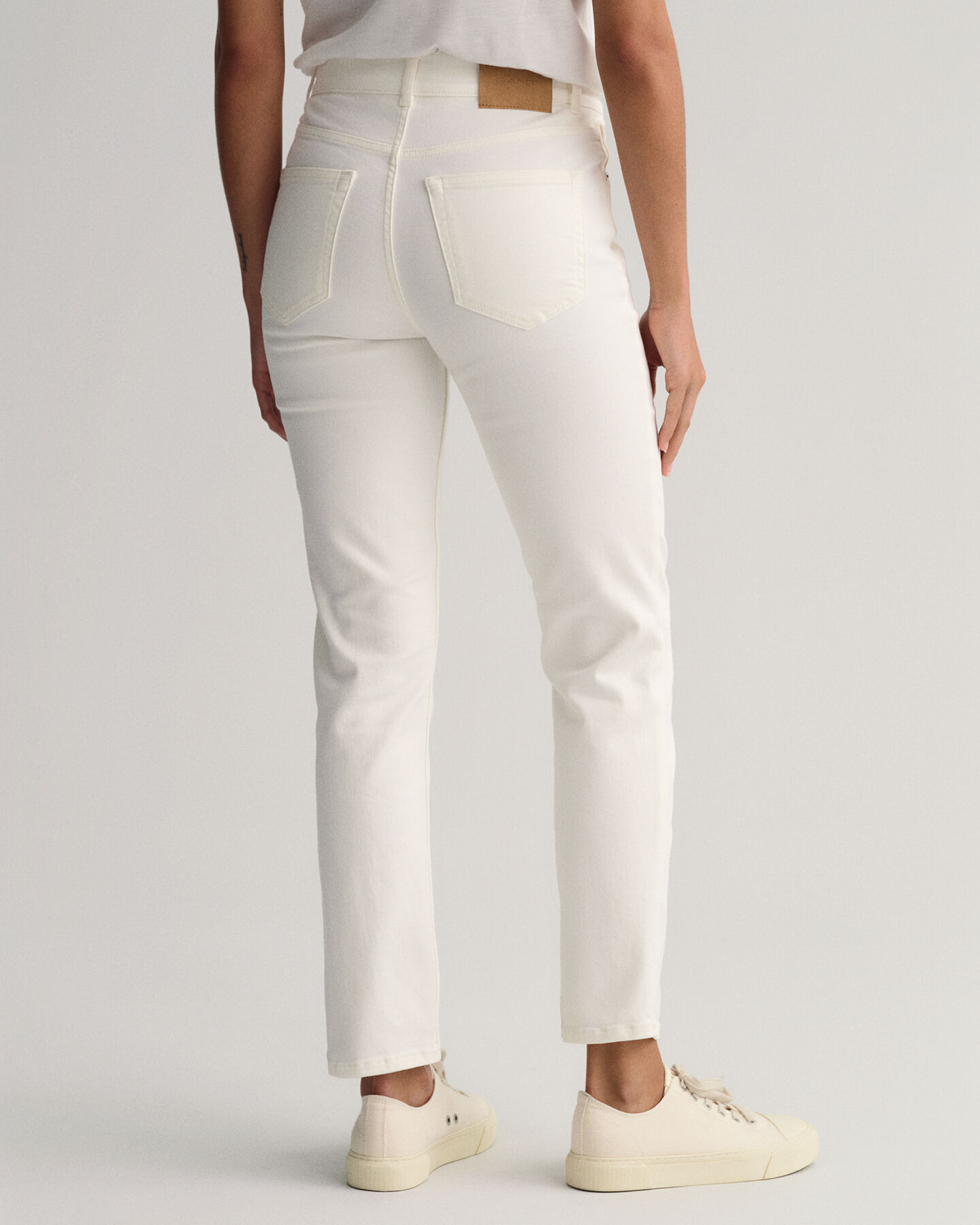White Cropped Slim Fit Jeans