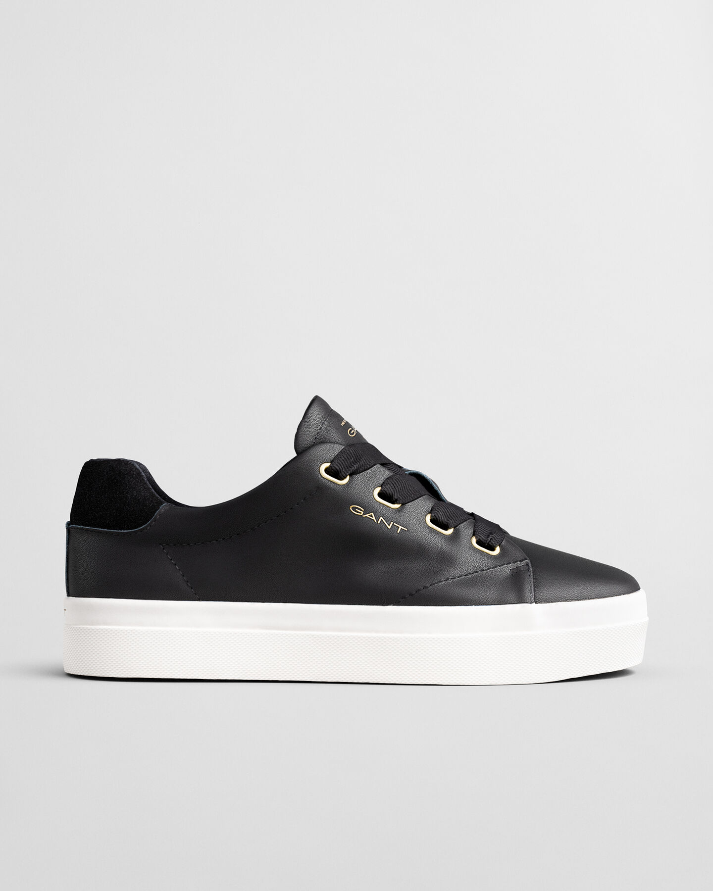 Avona Leather Sneakers