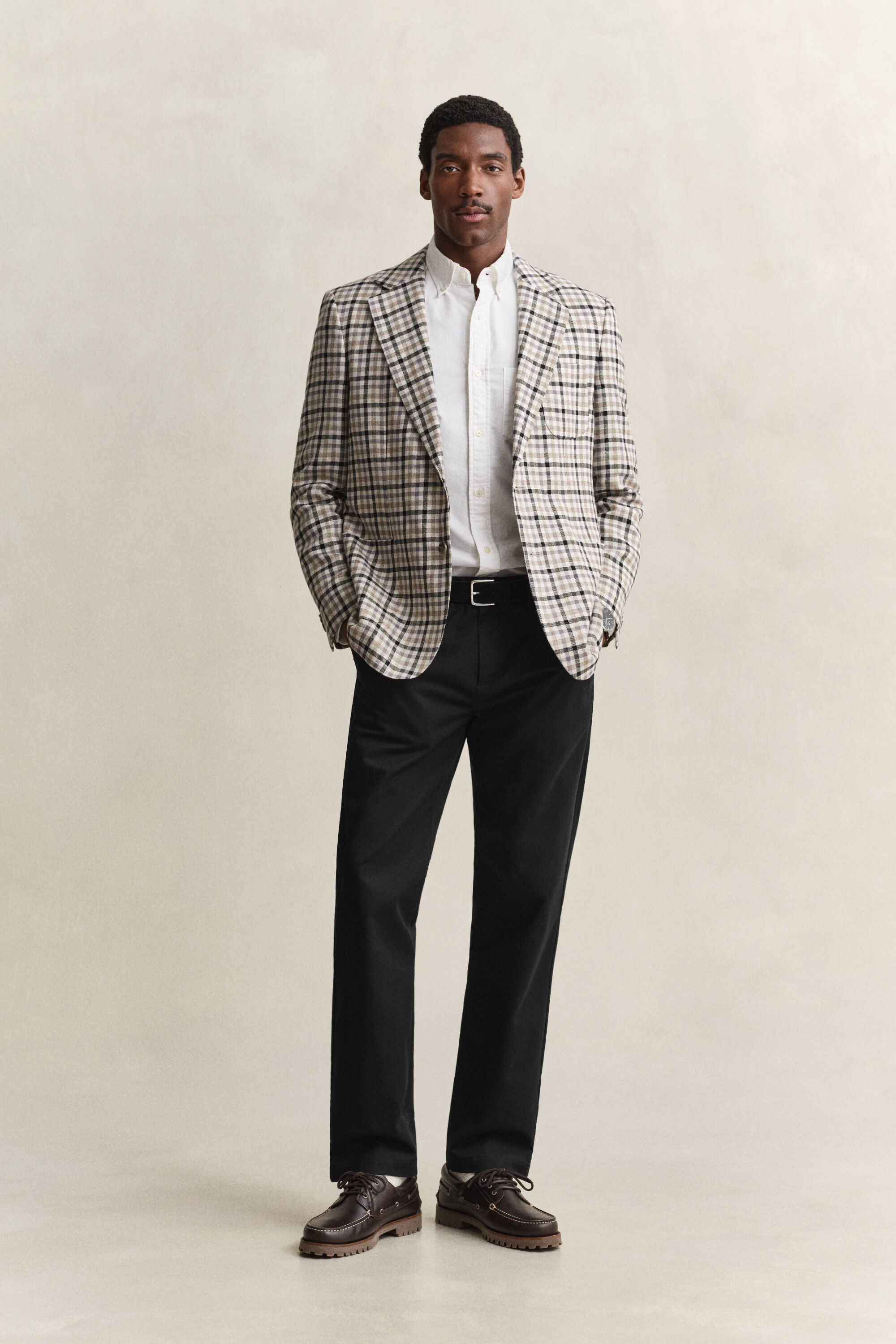 Regular Fit Smart Chinos