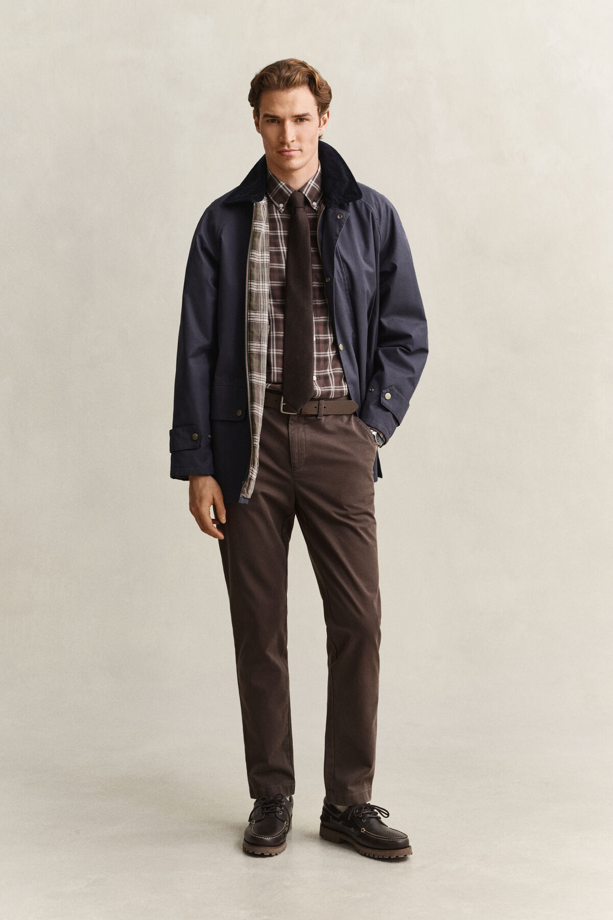 Slim Fit Comfort Chinos — SHADOW BROWN
