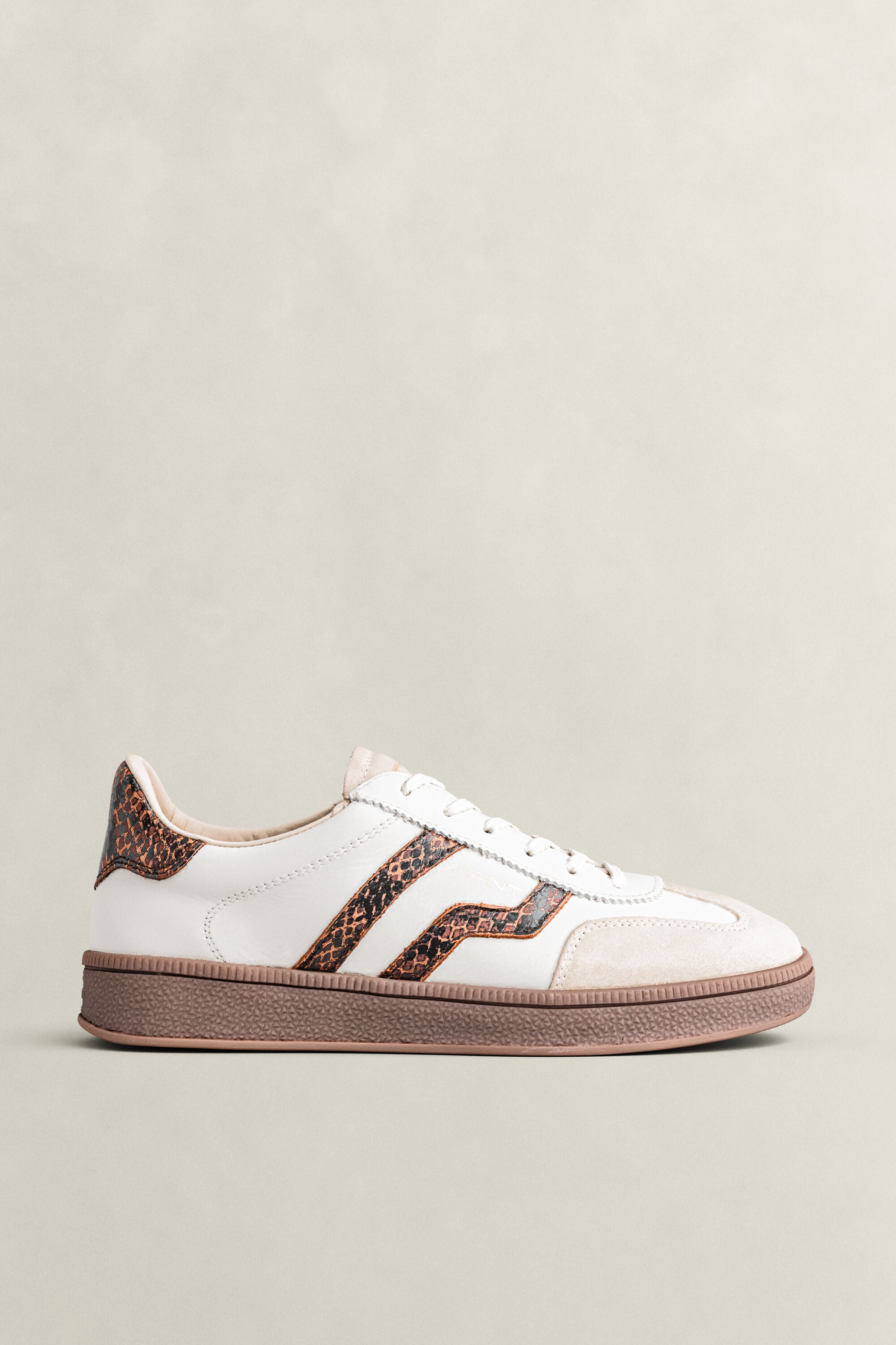 Cuzima Suede Leather Sneakers