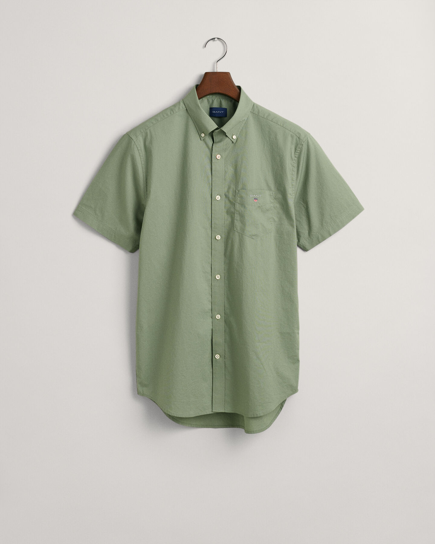 Regular Fit Short Sleeve Broadcloth Shirt