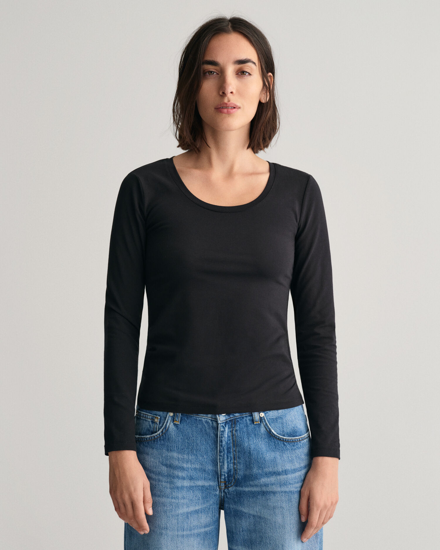 Black long sleeve round neck top top