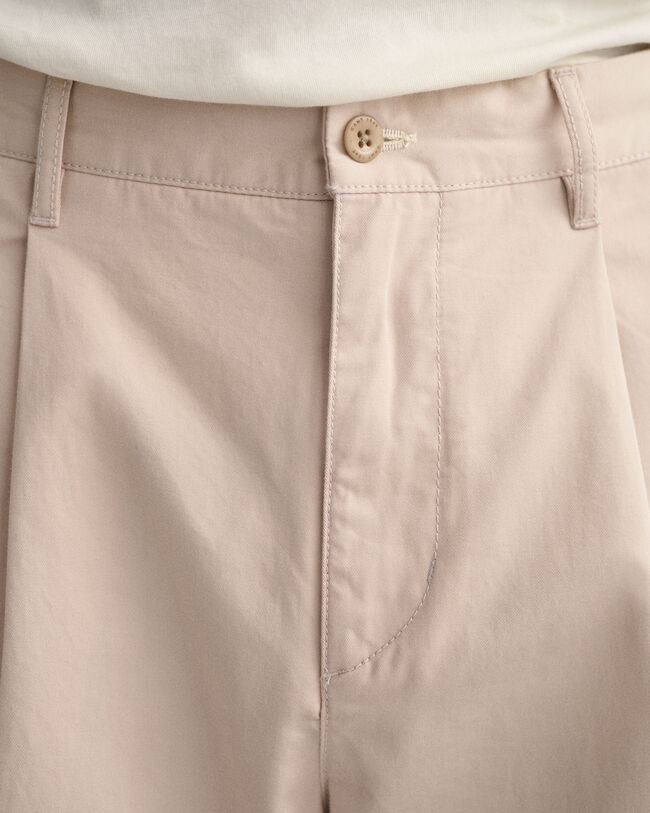 Slim Fit Fit Pleated Twill Chinos