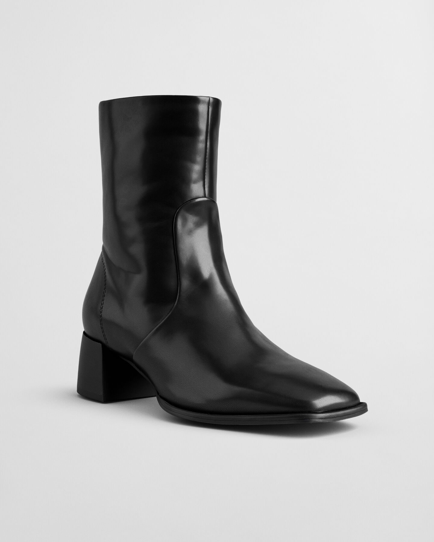 Gwenety Heeled Leather Boots