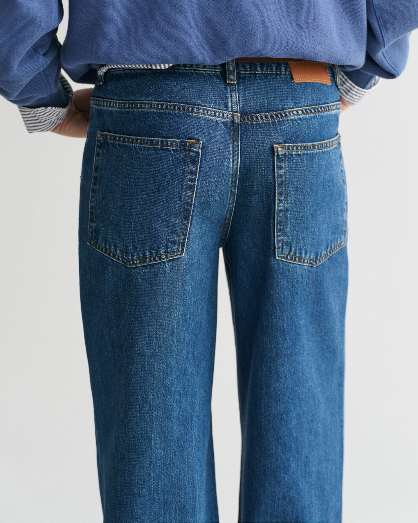 Relaxed Fit Stretch Jeans