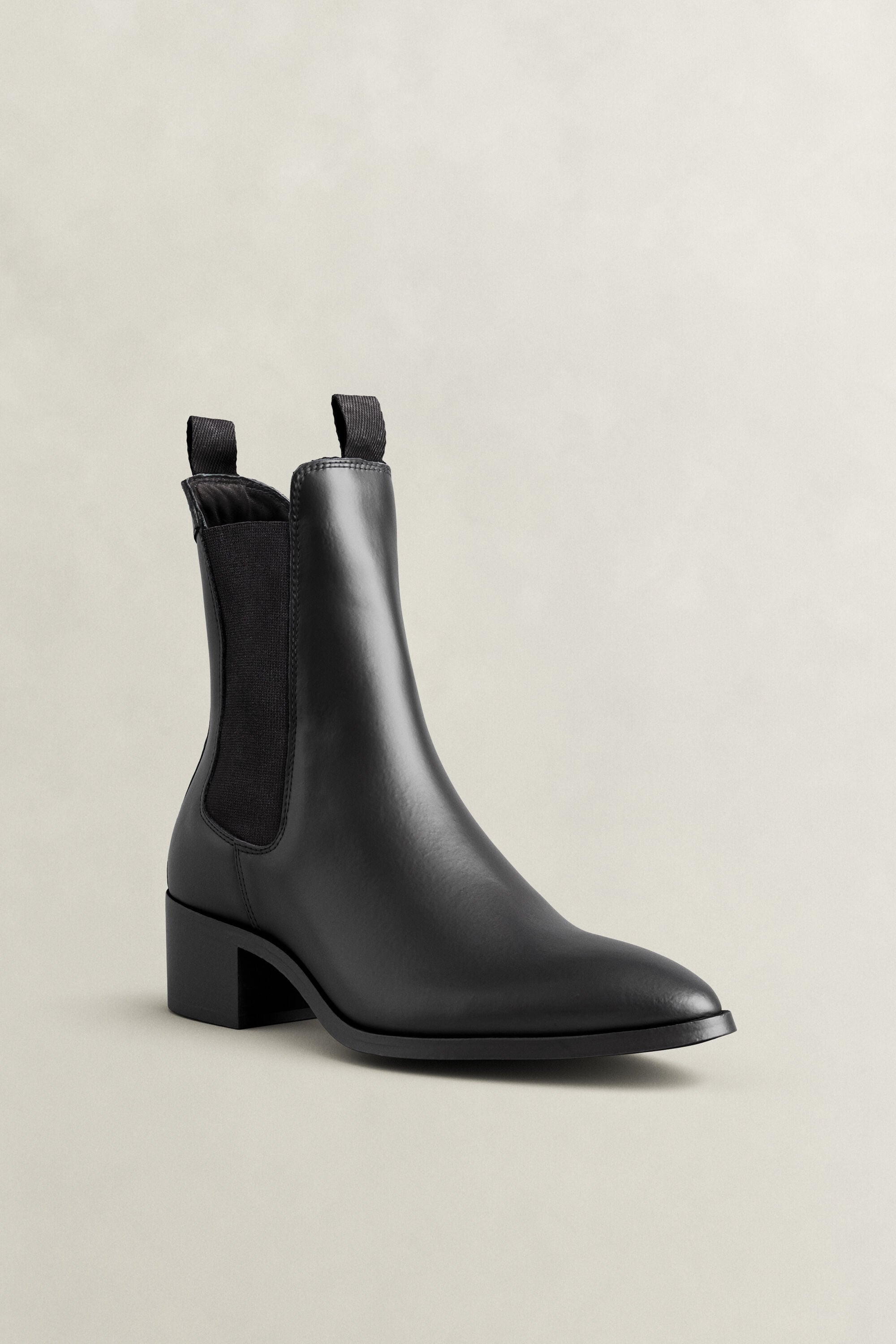 St Broomly Leather Chelsea Boots