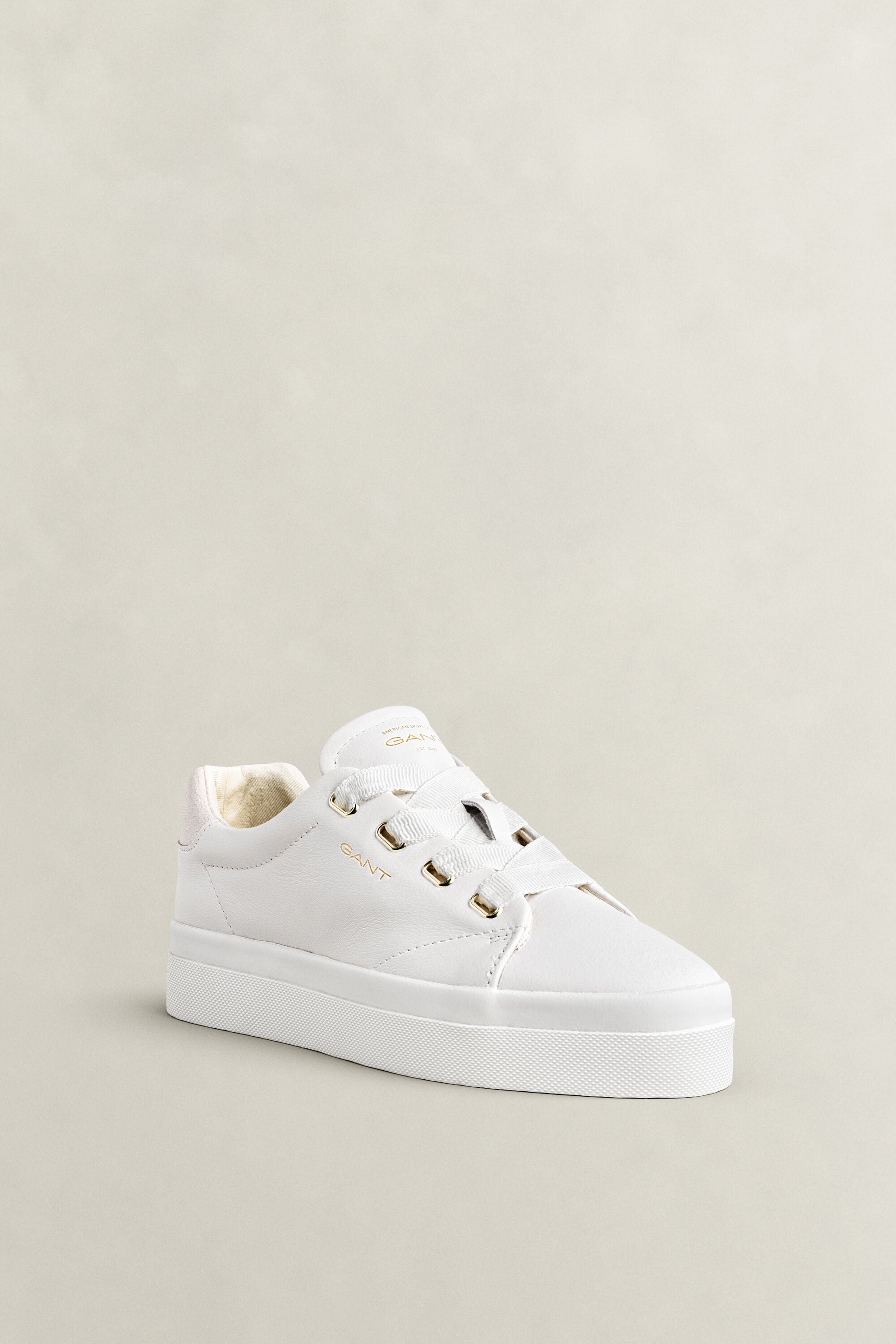 Avona Leather Sneakers