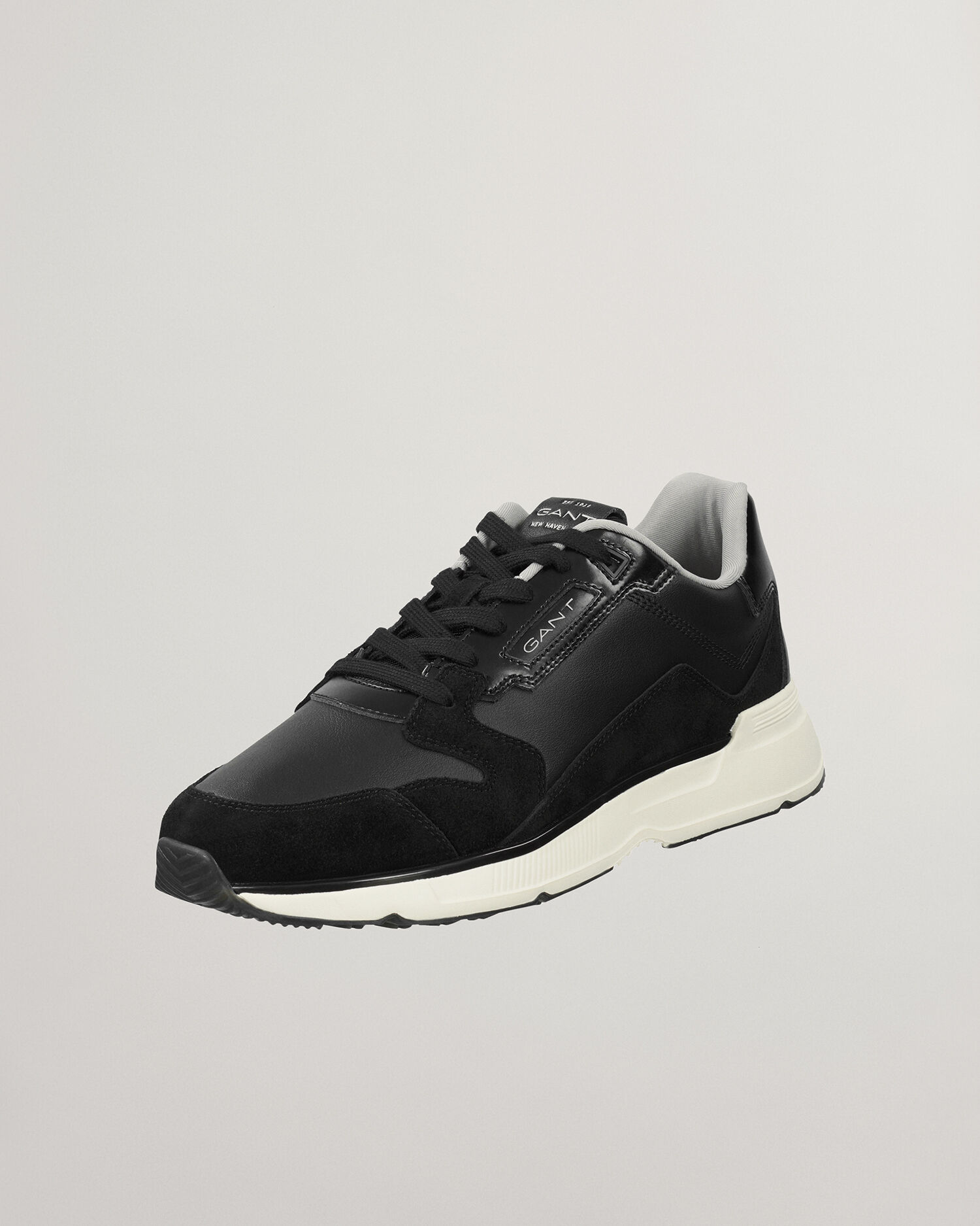 Mens Shoes and Trainers UK | Black 