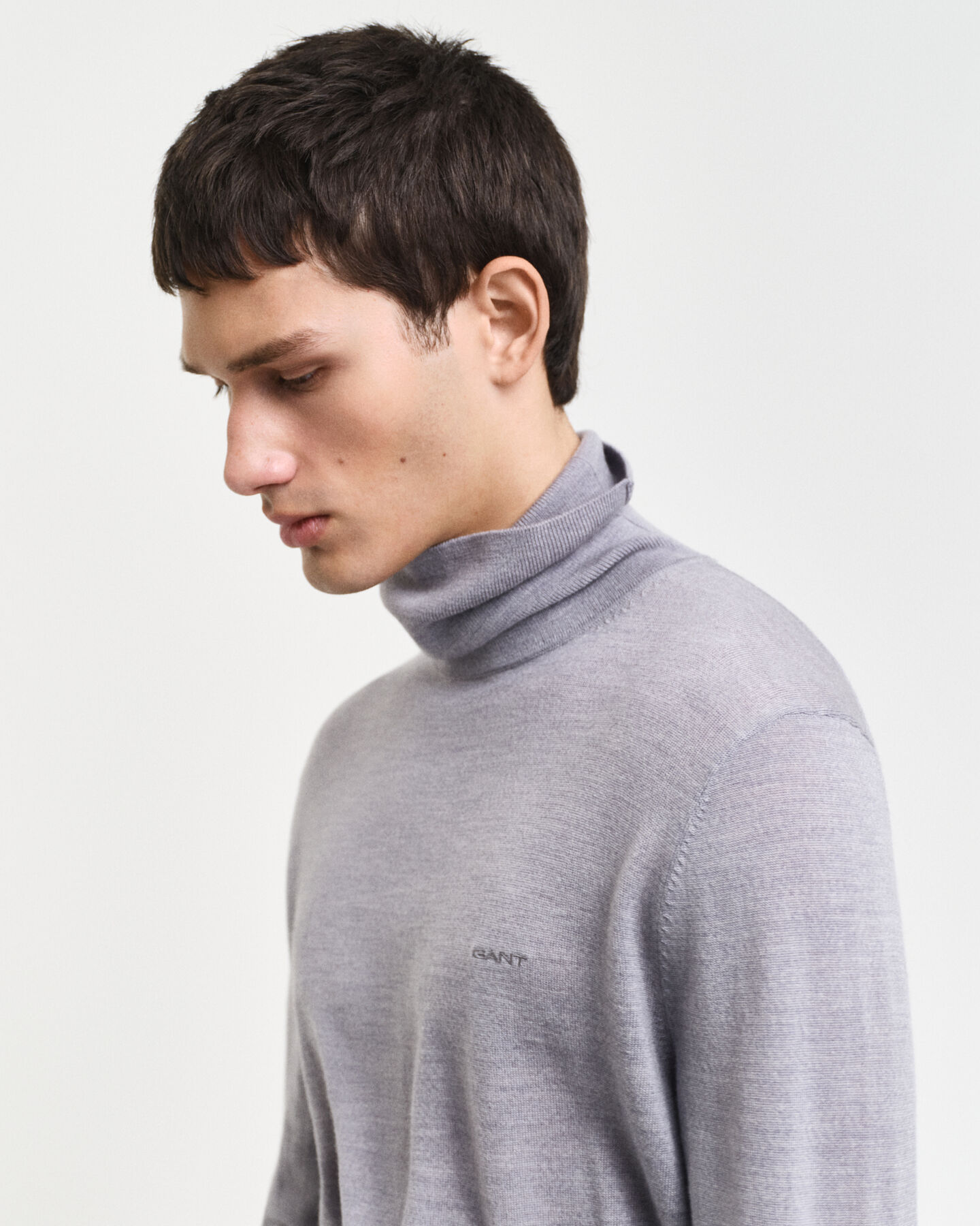 Extra Fine Merino Wool Turtleneck Sweater