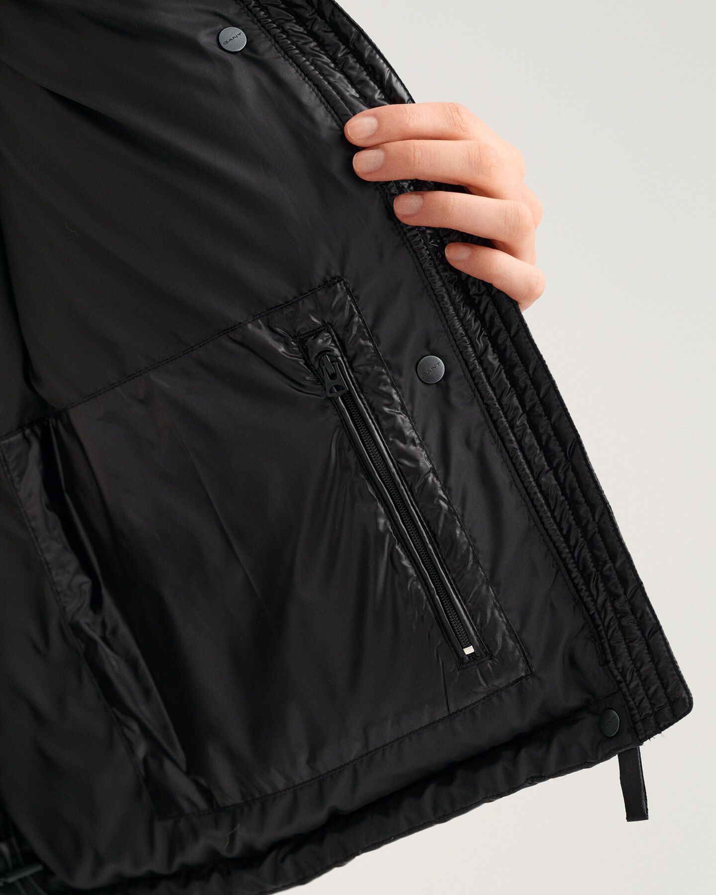 Cropped Down Jacket