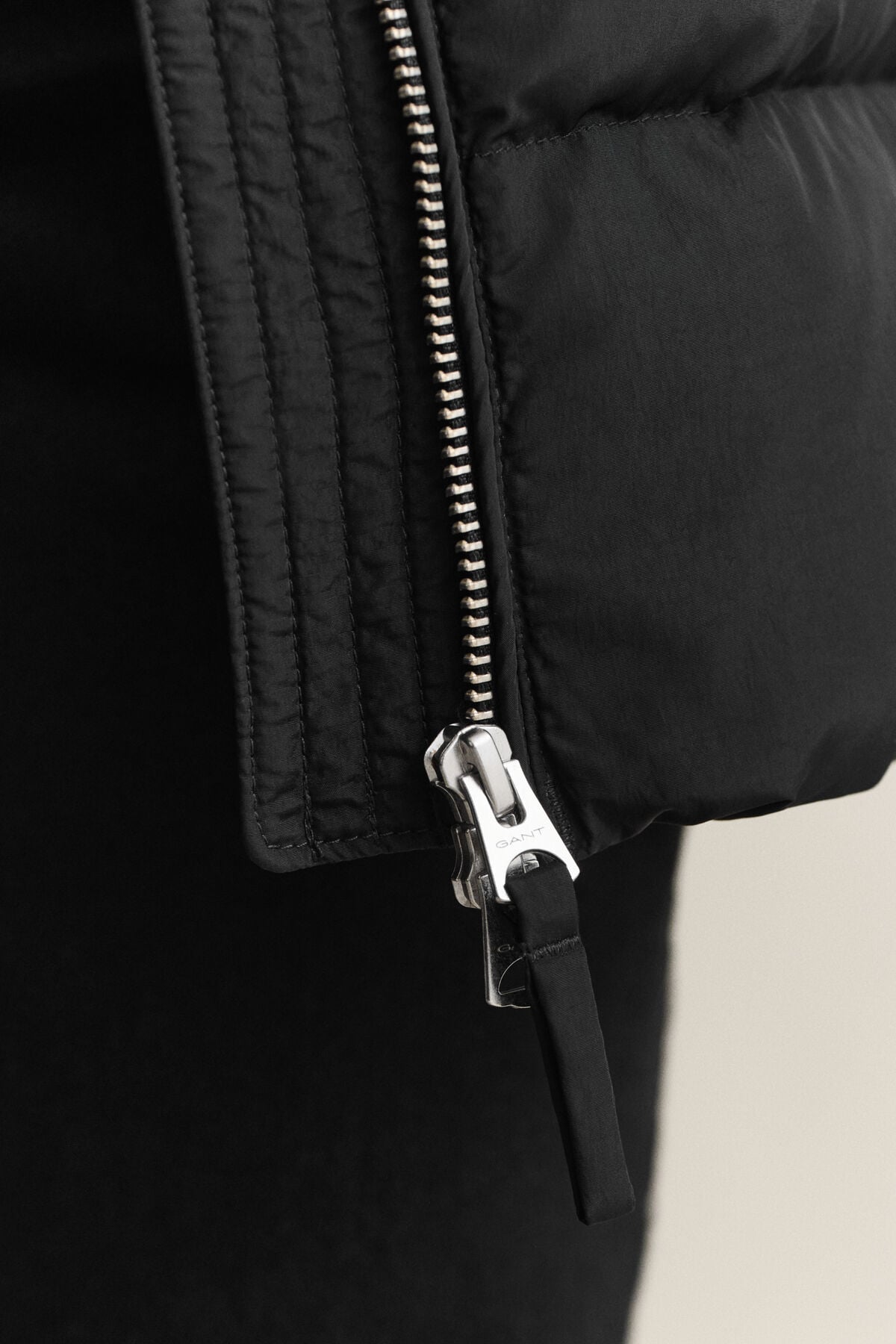 Mid Down Jacket — BLACK