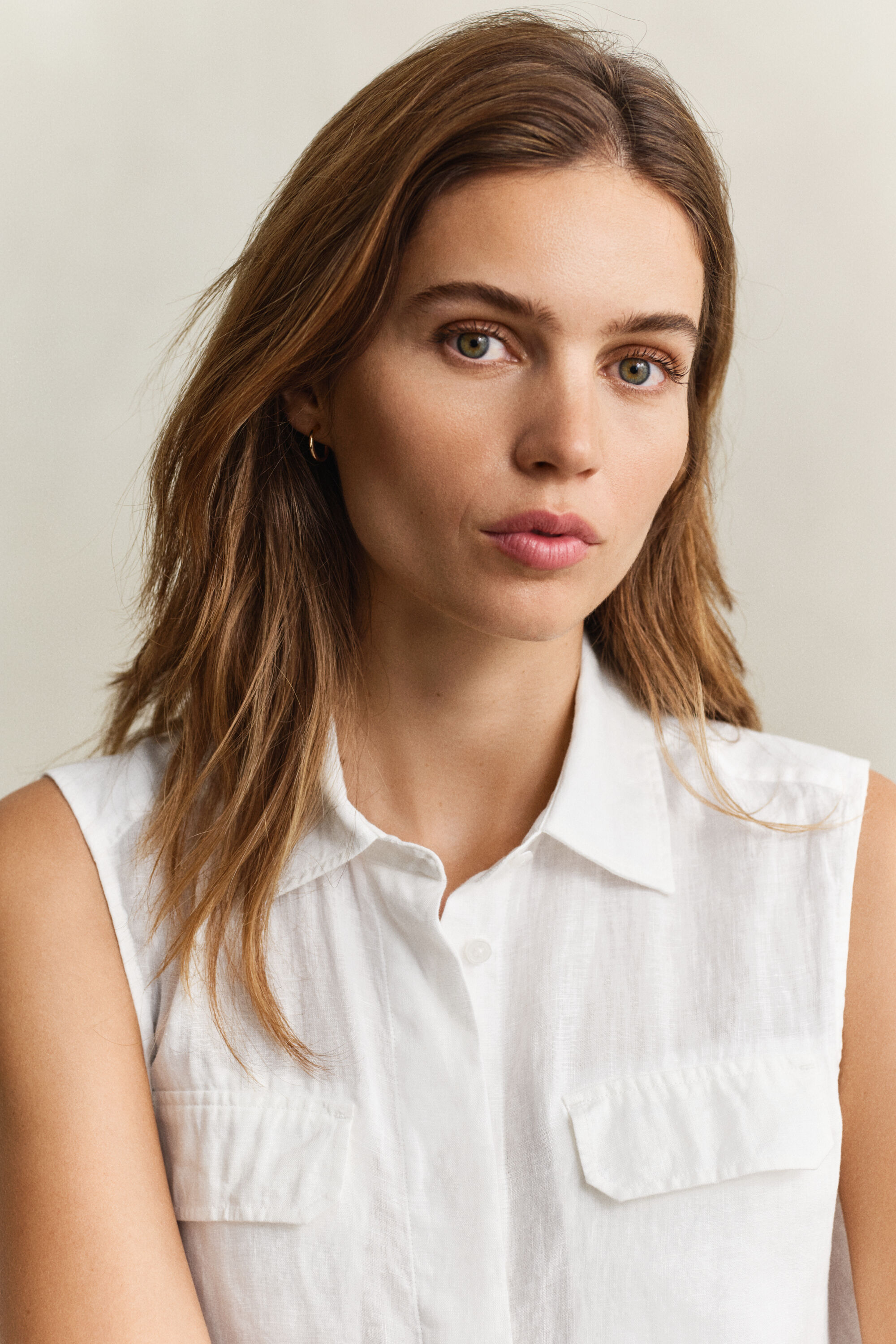 Sleeveless Linen Shirt