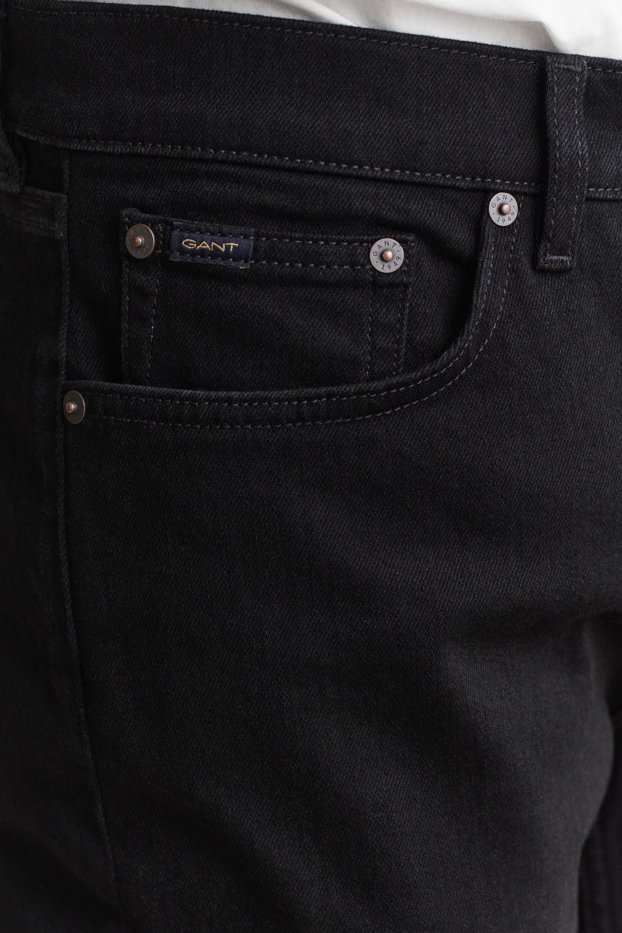 Slim Clean Wash Jeans