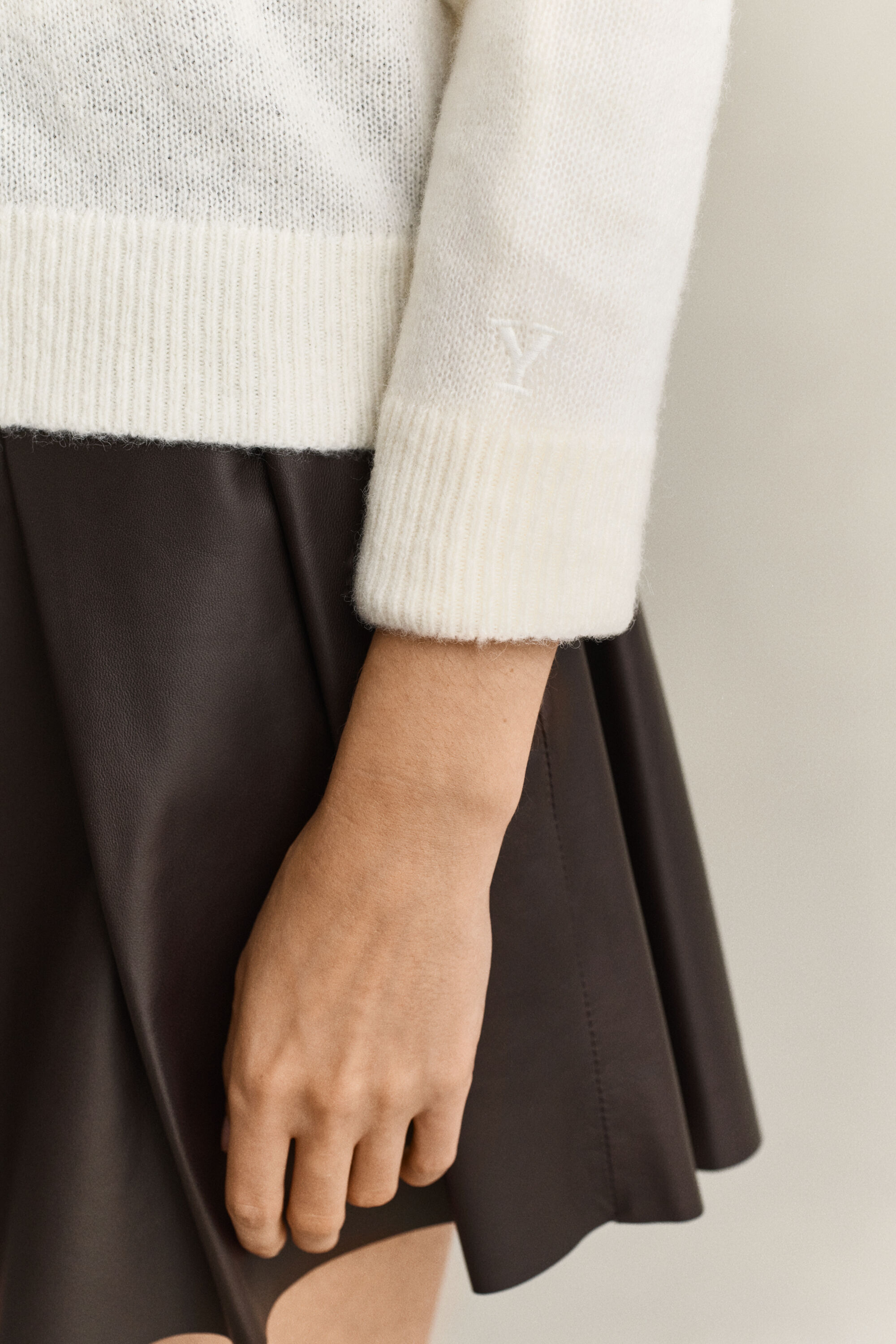 Gant x Yale V-Neck Sweater