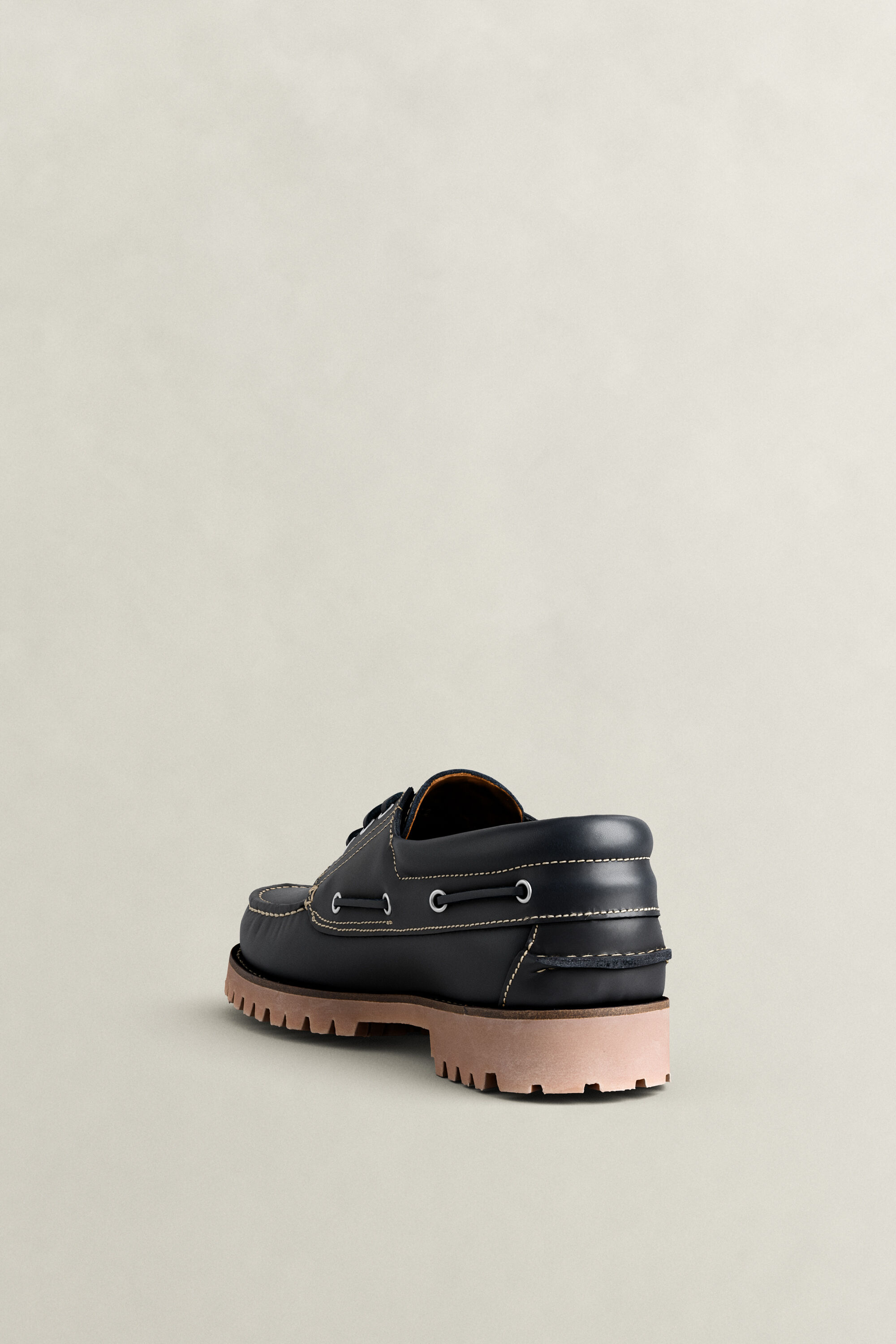 Tratton Leather Boat Shoes — MARINE