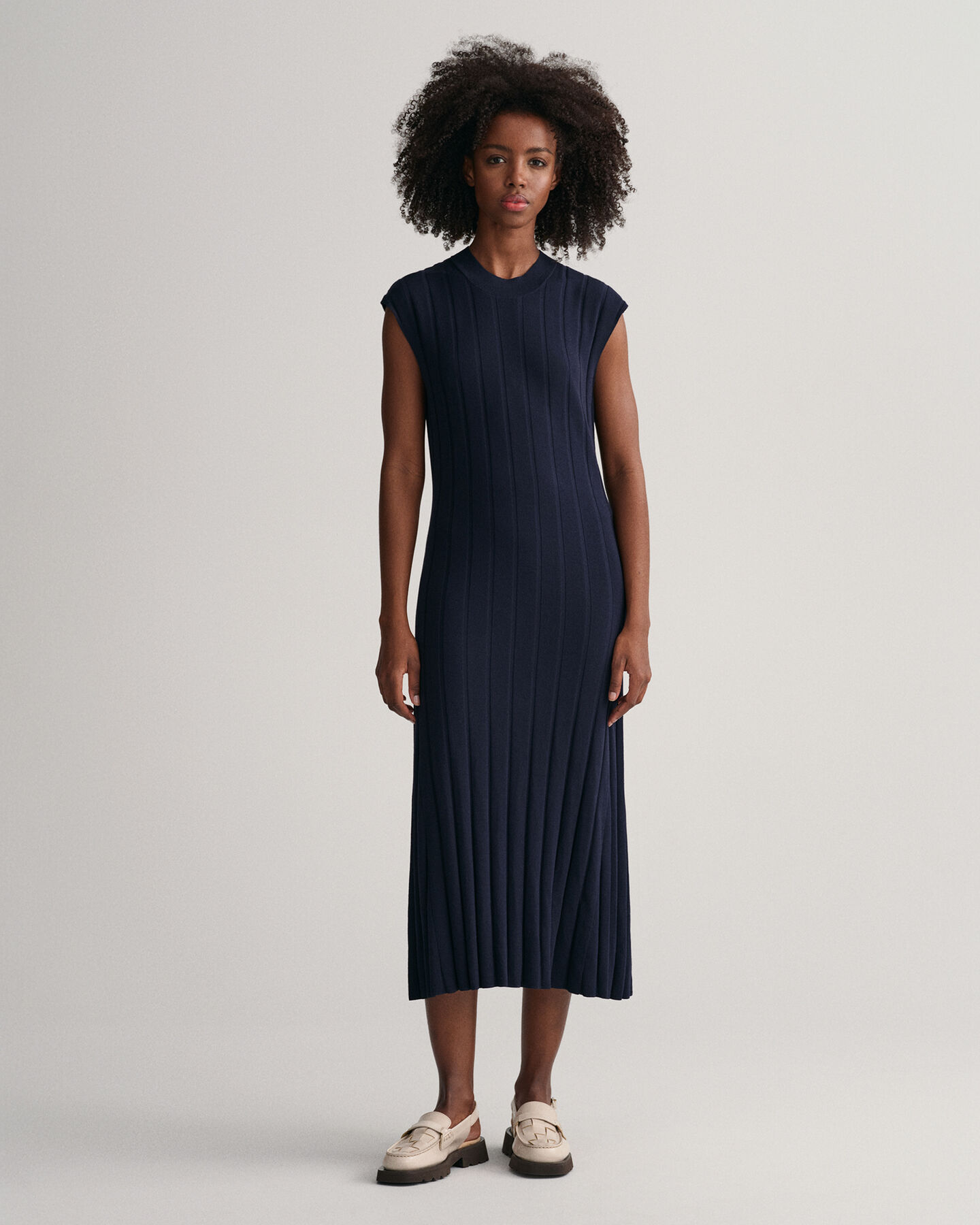 Rib Knit Crew Neck Sleeveless Dress