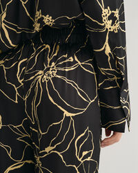 Line Drawing Pull-On Pants