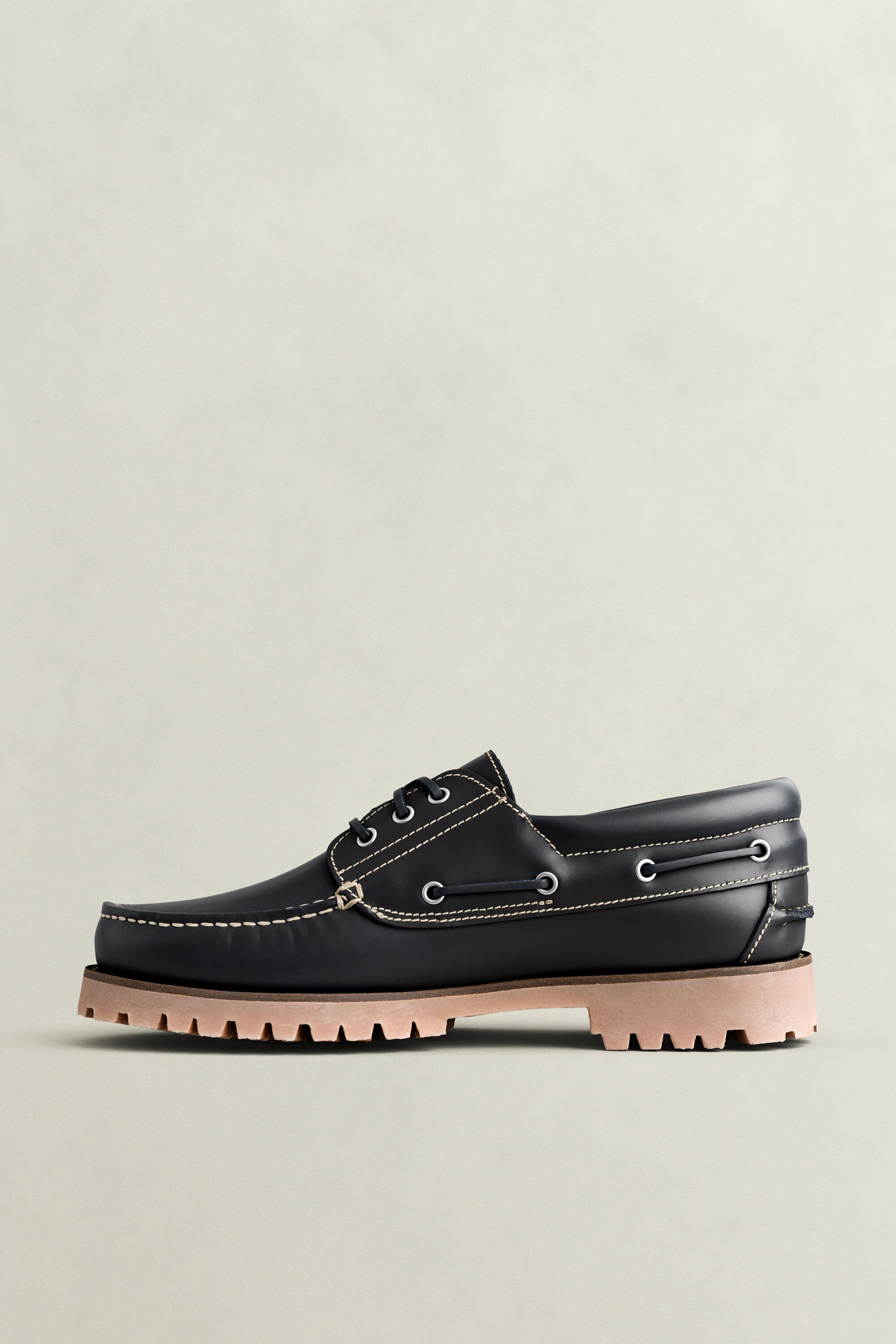 Tratton Leather Boat Shoes — MARINE