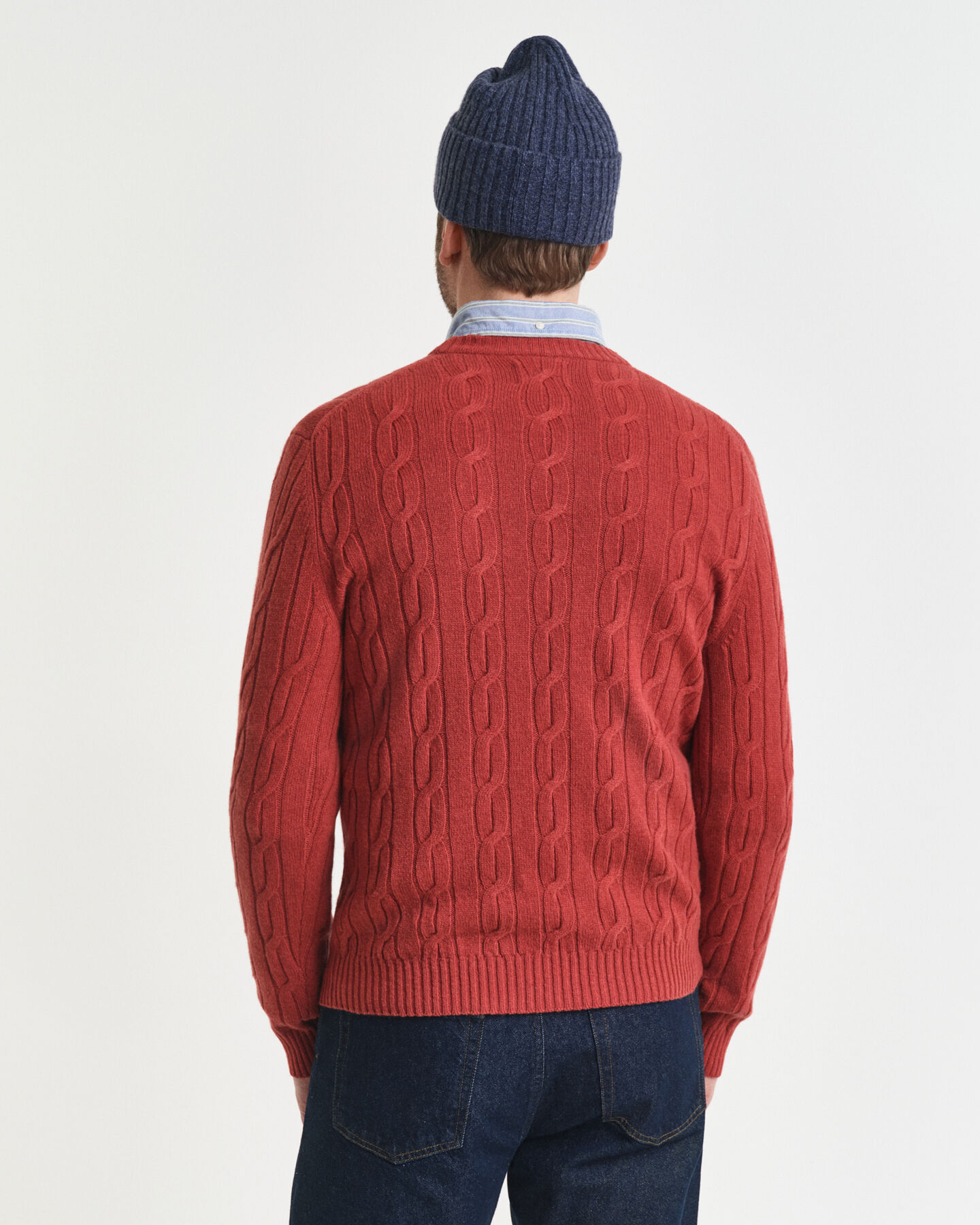 Lambswool Cable Knit Crew Neck Sweater