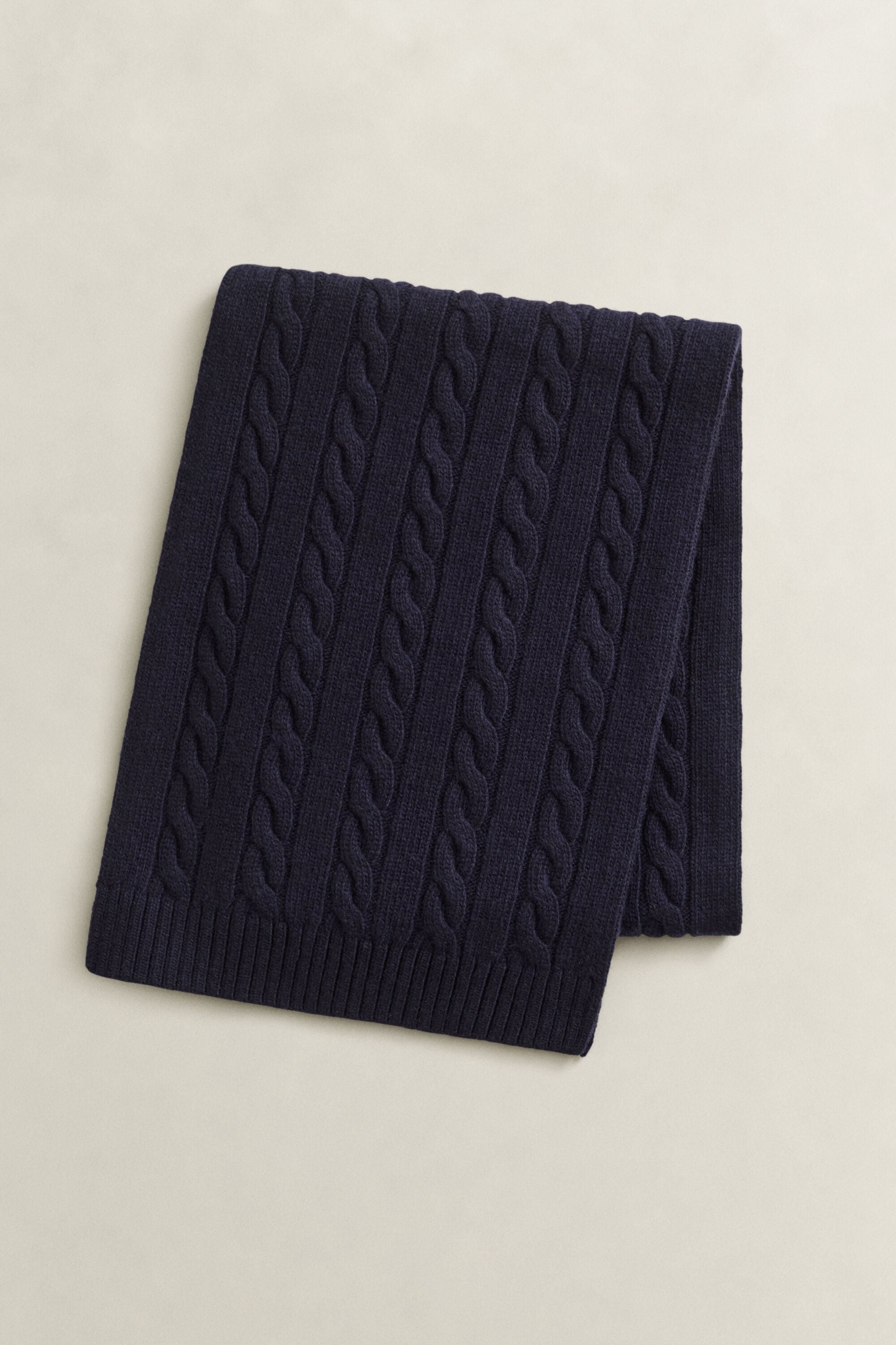 Lambswool Cable Knit Scarf