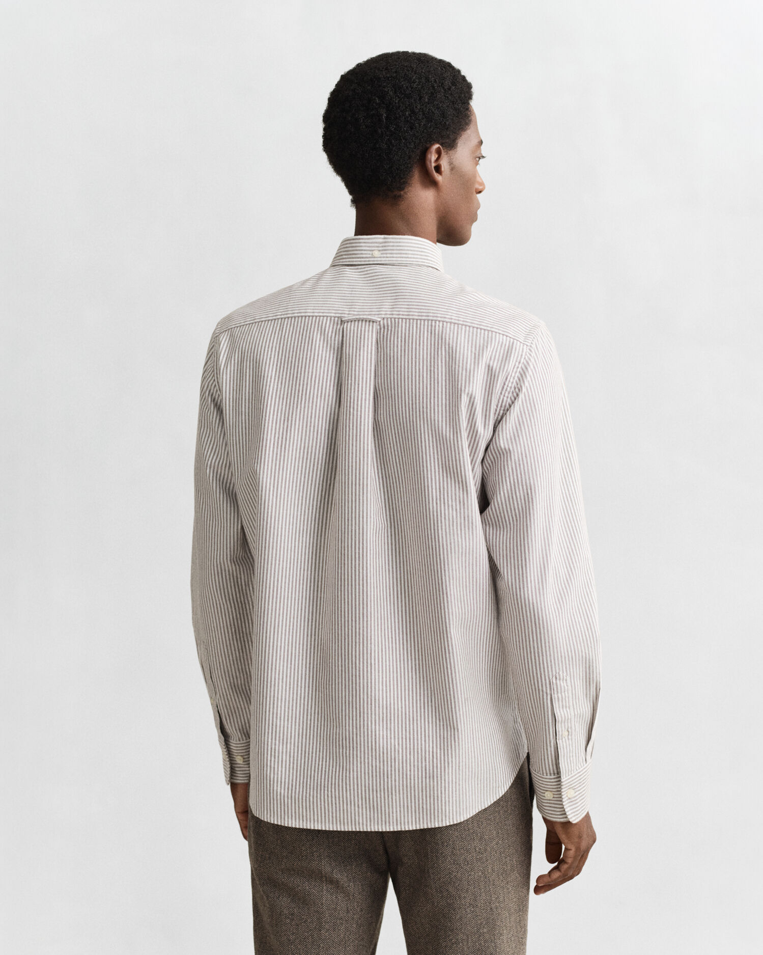 Classic Regular Striped Oxford Shirt — MAHOGANY BROWN