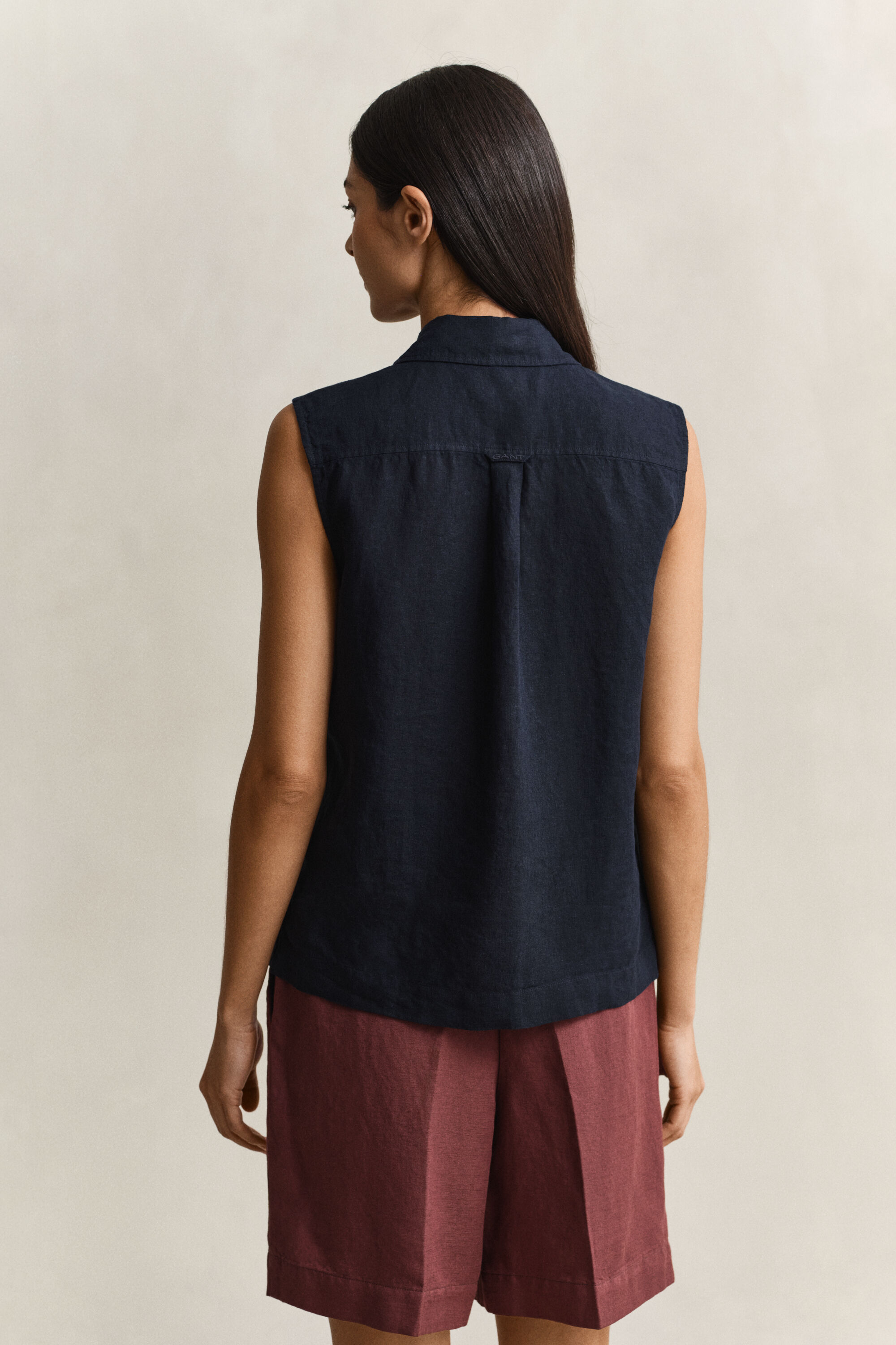 Sleeveless Linen Shirt
