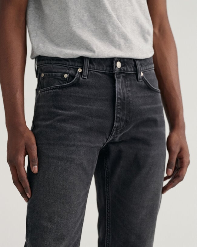Arley Regular Fit Expressive Wash Jeans
