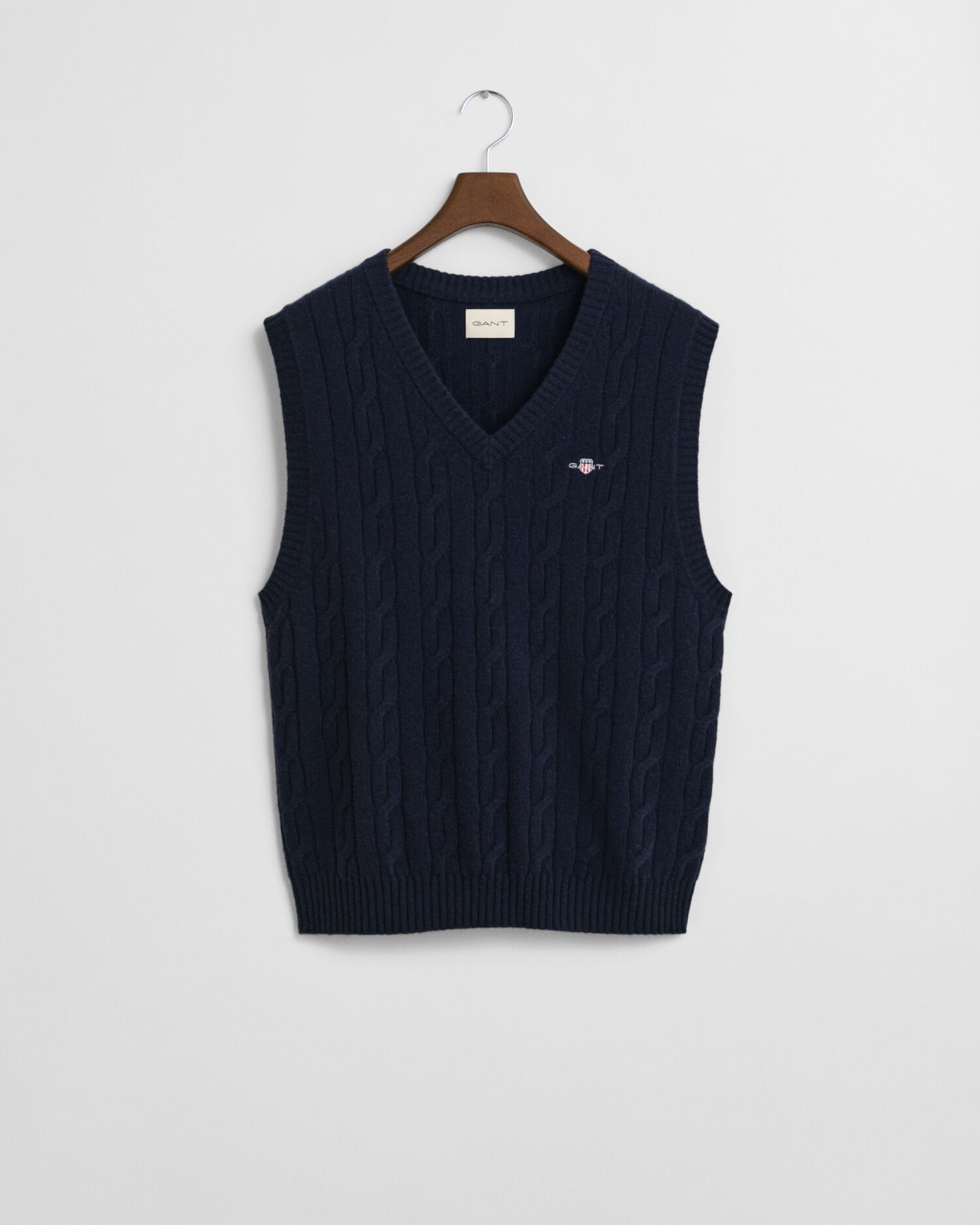 Lambswool Cable Knit Vest