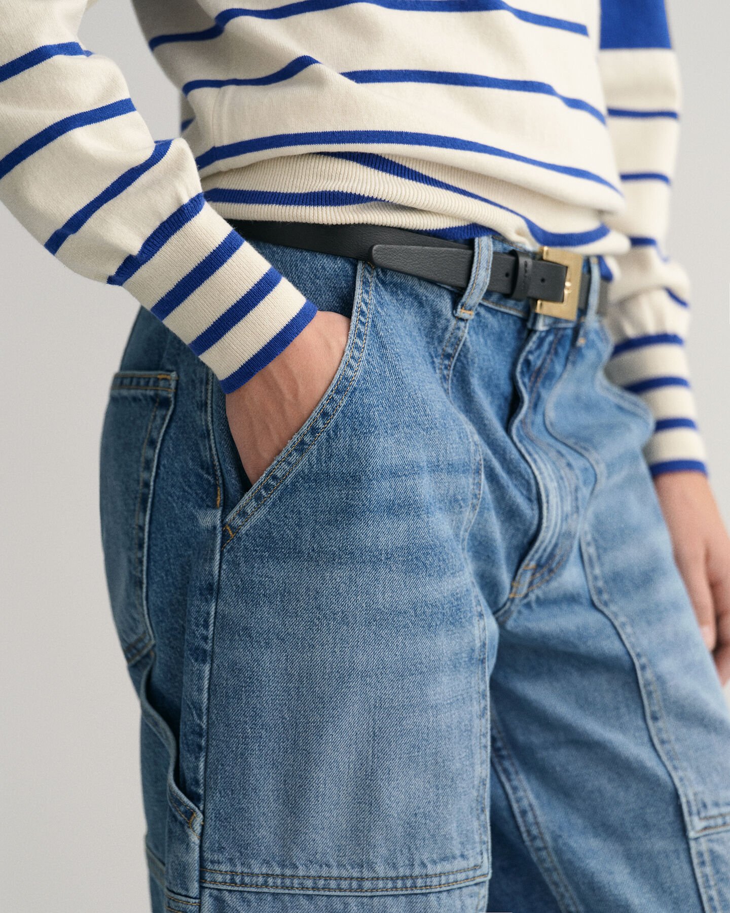 Wide Leg Cargo Jeans