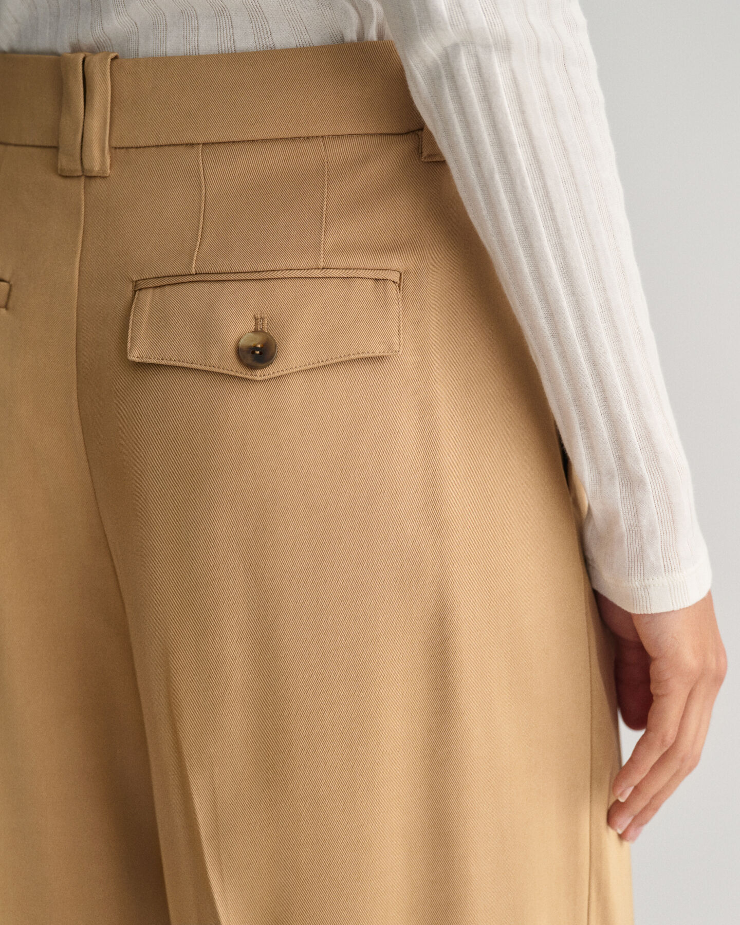 Loose Fit Low-Waisted Wide Leg Chinos