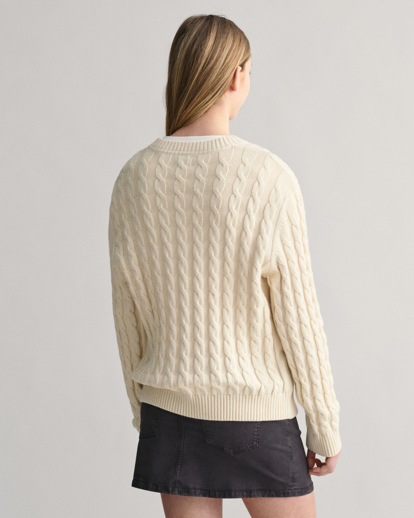 Teens Shield Cable Knit V-Neck Sweater