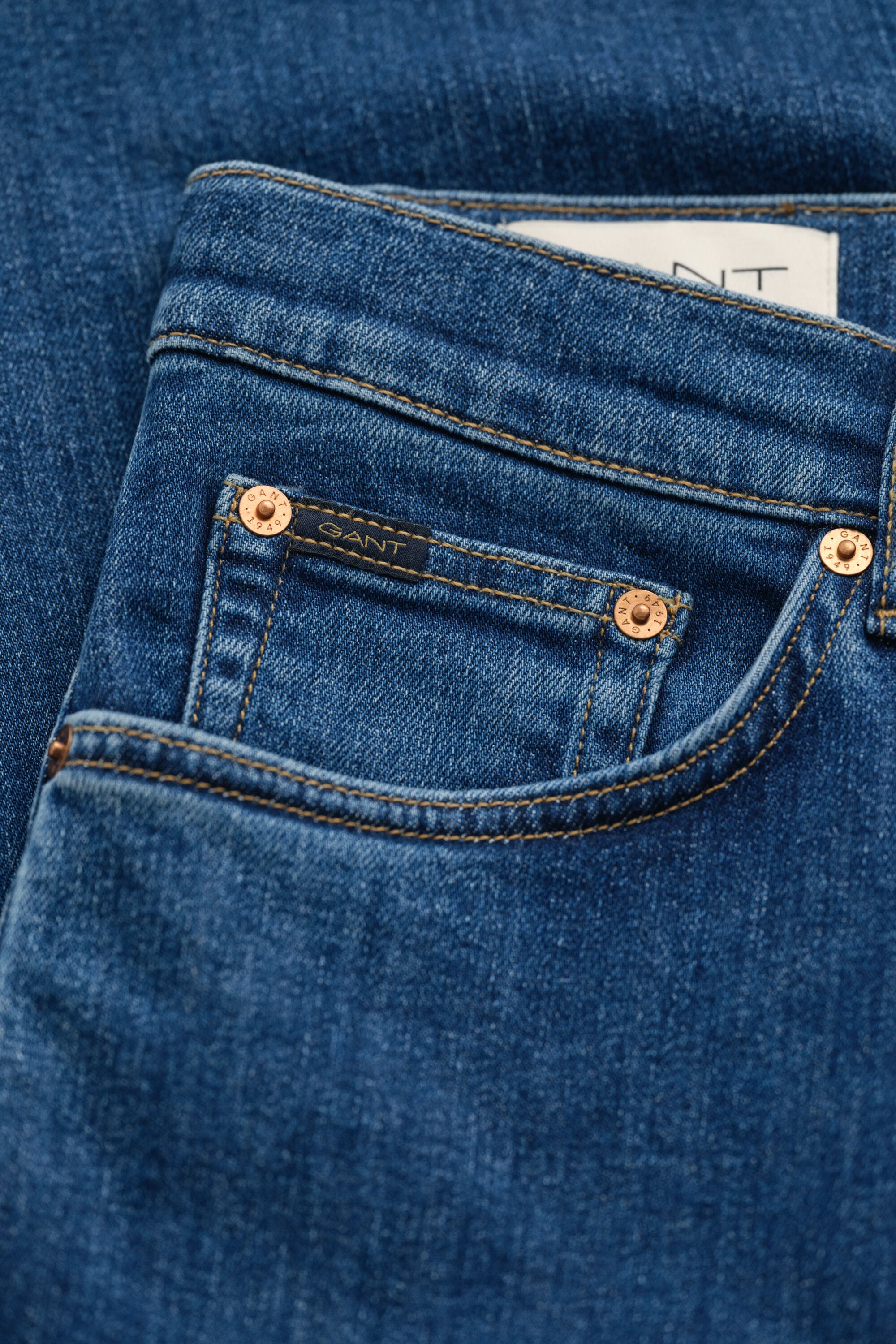 Slim Clean Wash Jeans