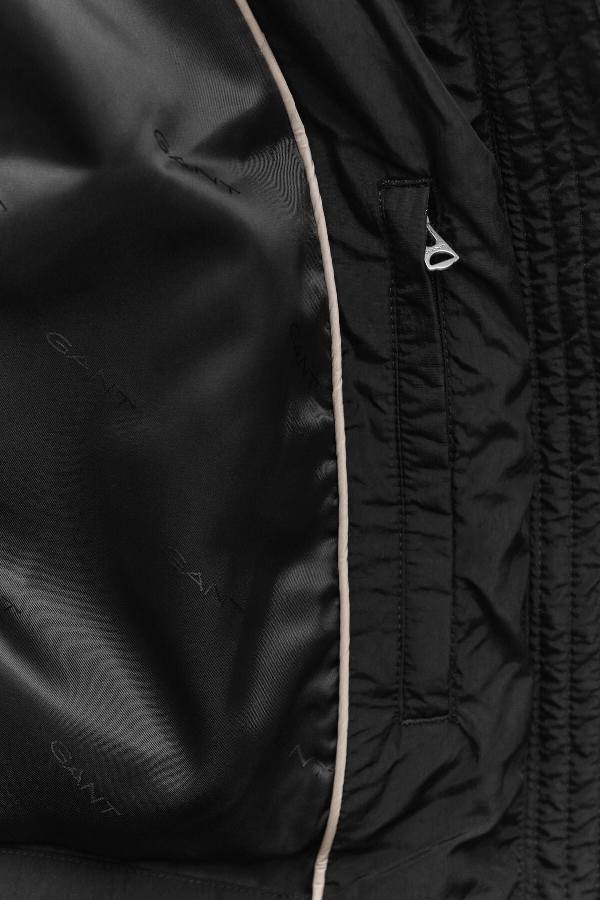 Mid Down Jacket — BLACK