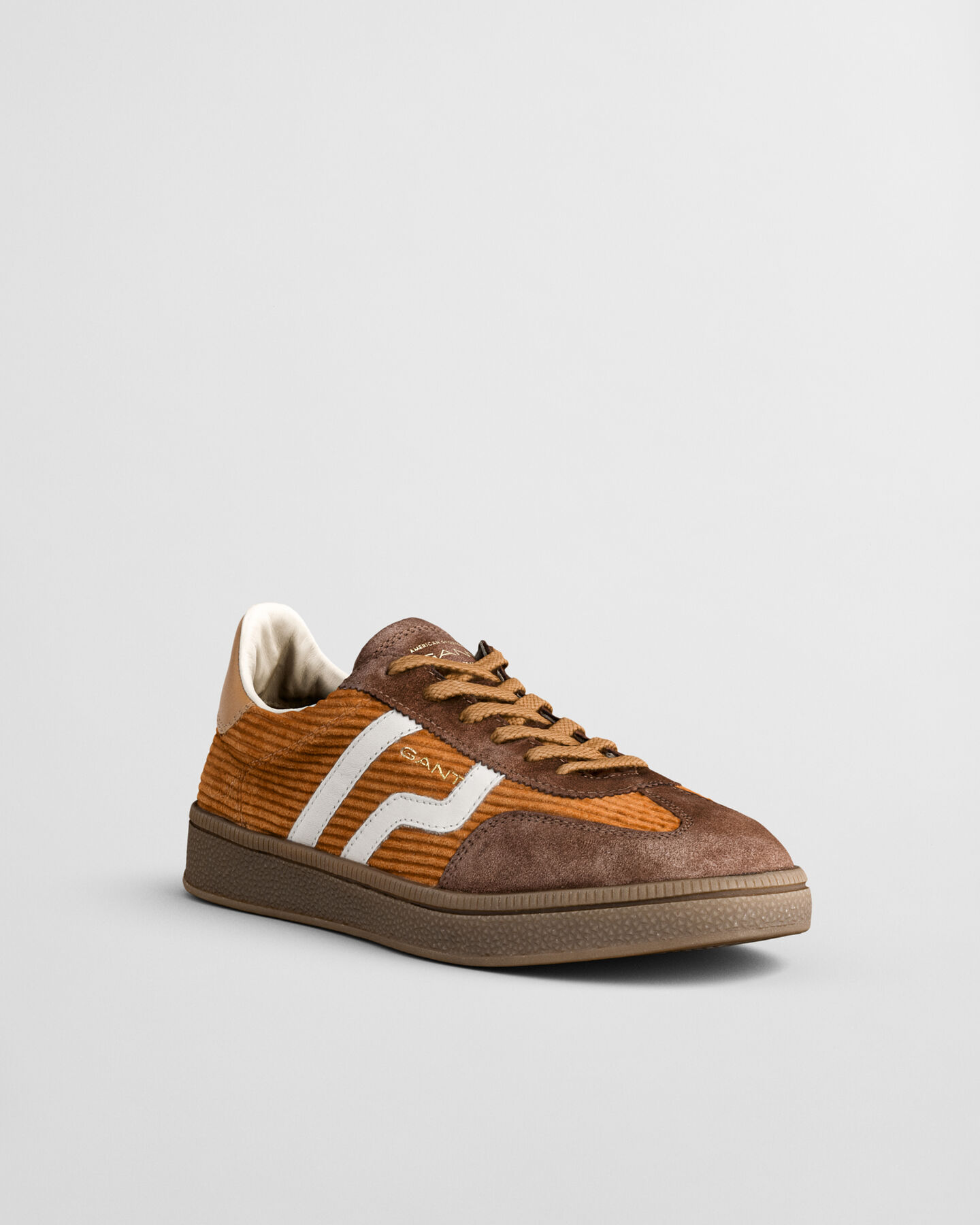 Cuzima Suede Corduroy Sneakers