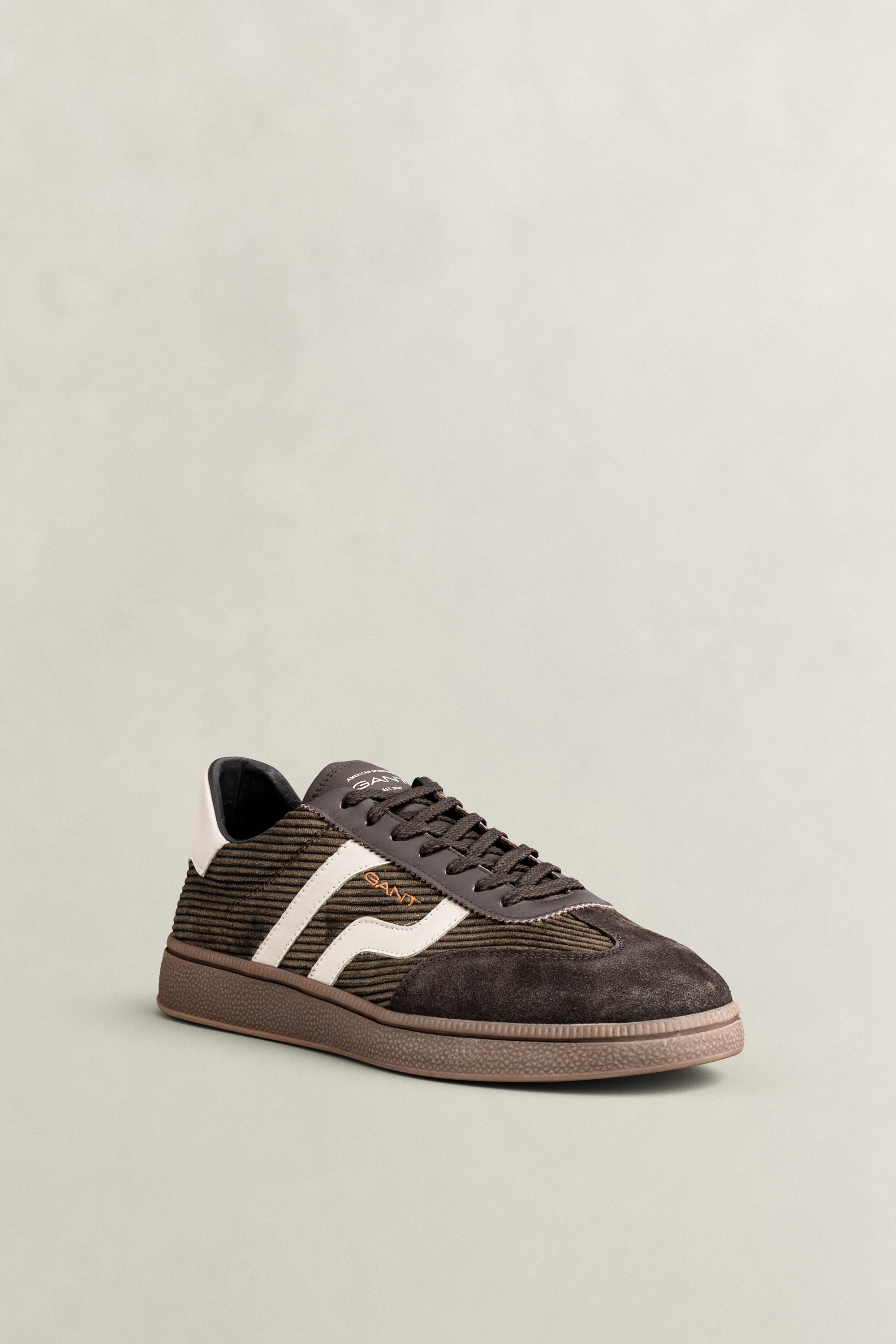Cuzmo Corduroy Sneakers