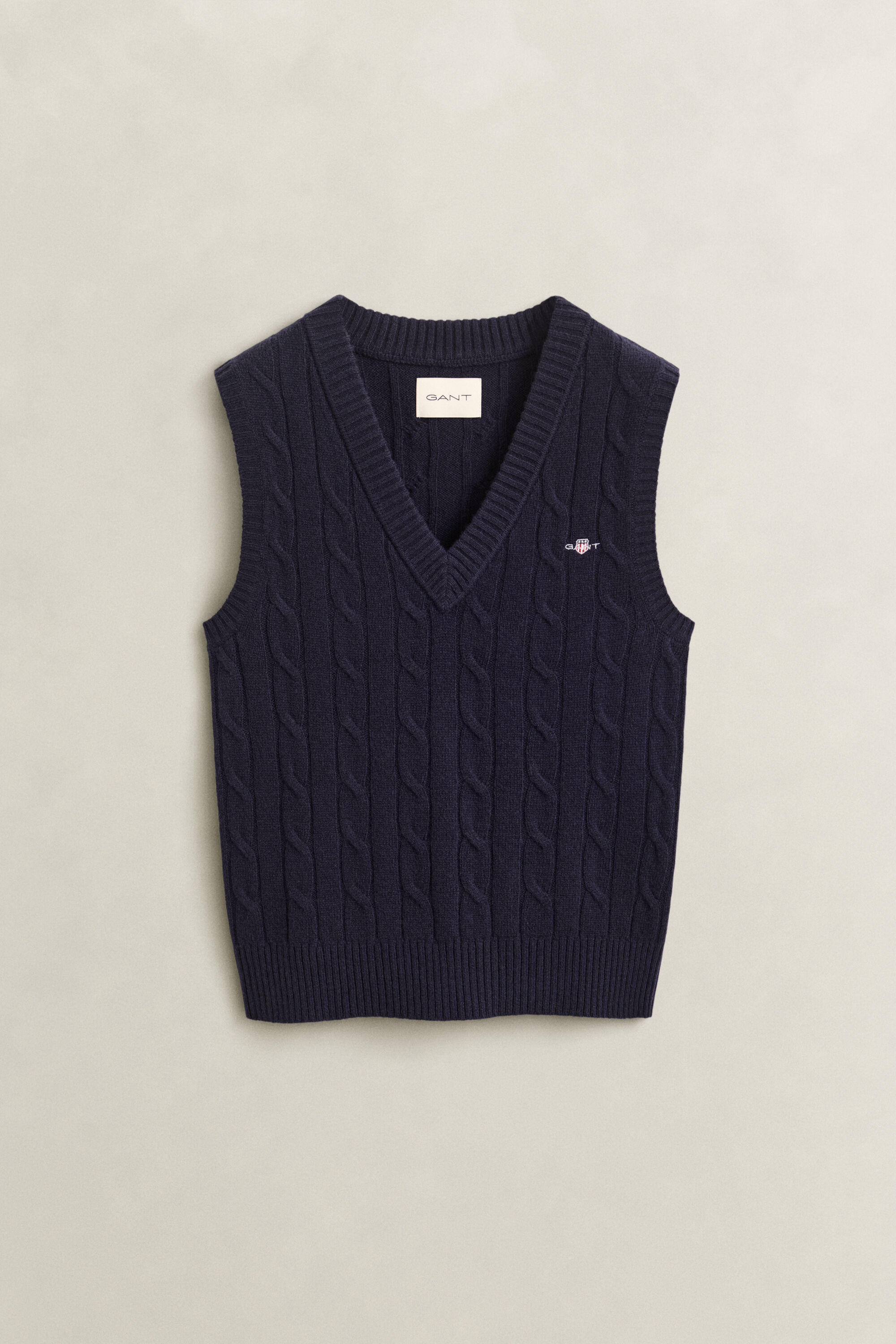 Lambswool Cable Knit Vest
