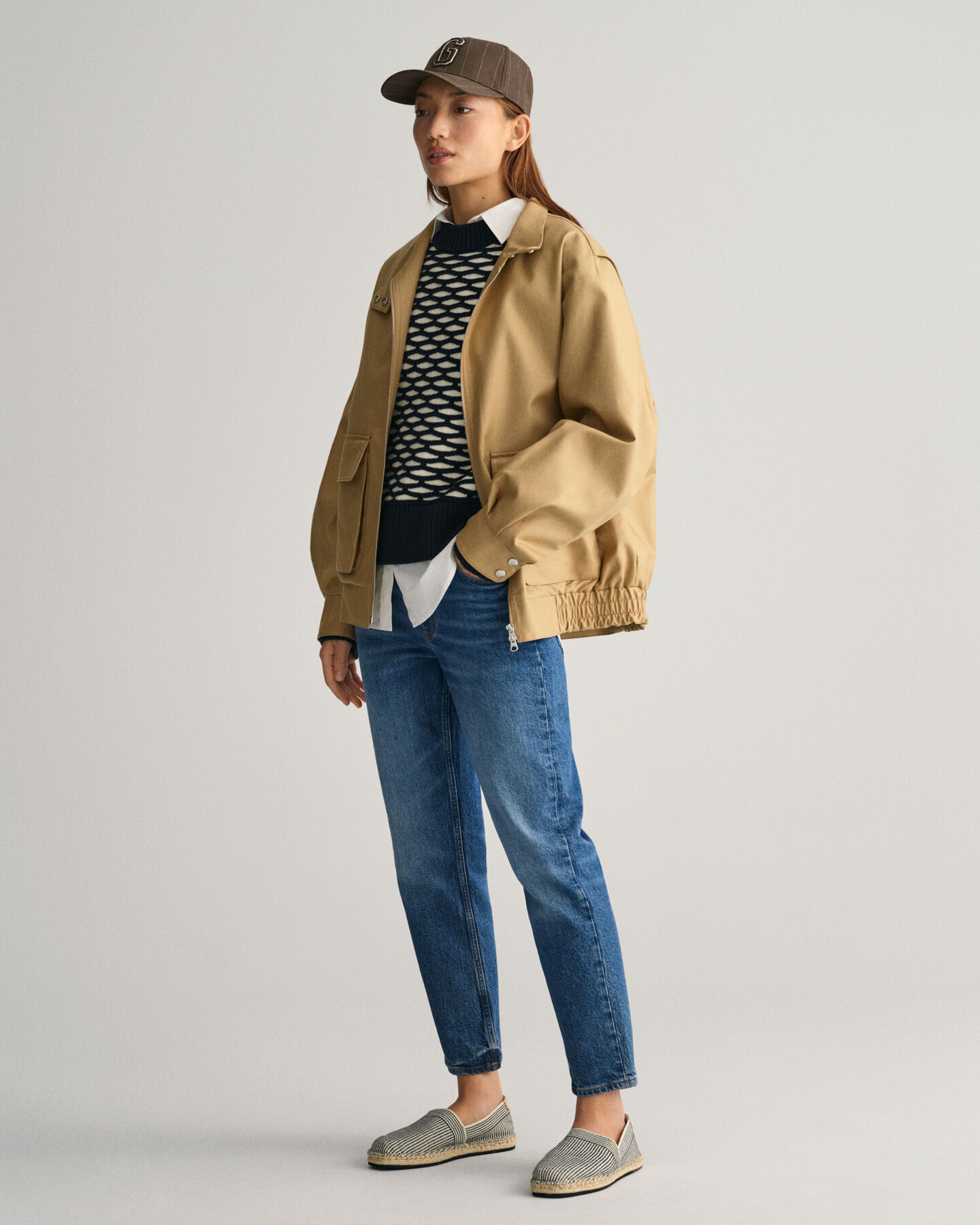 Intarsia Crew Neck Sweater