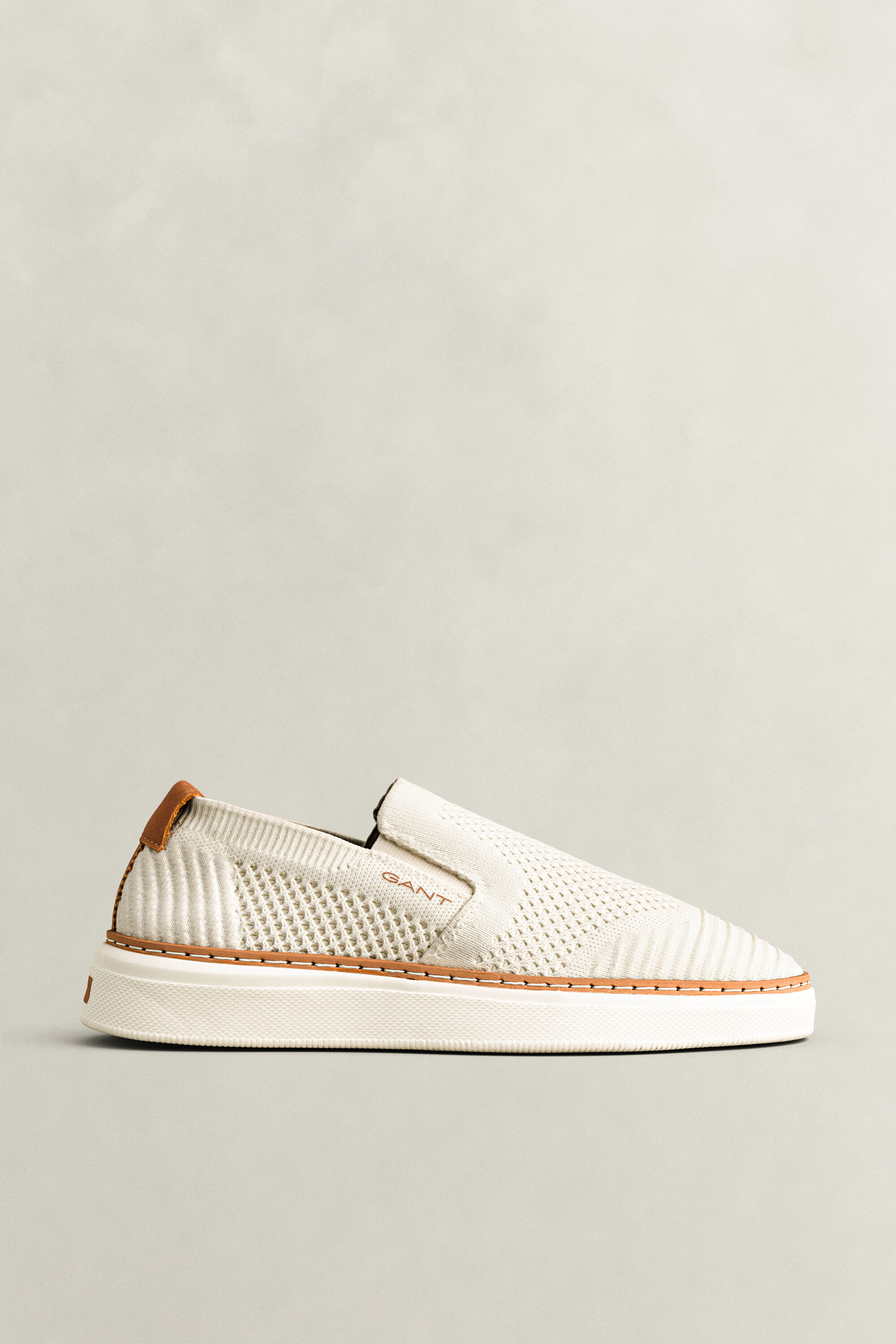 San Prep Sneakers