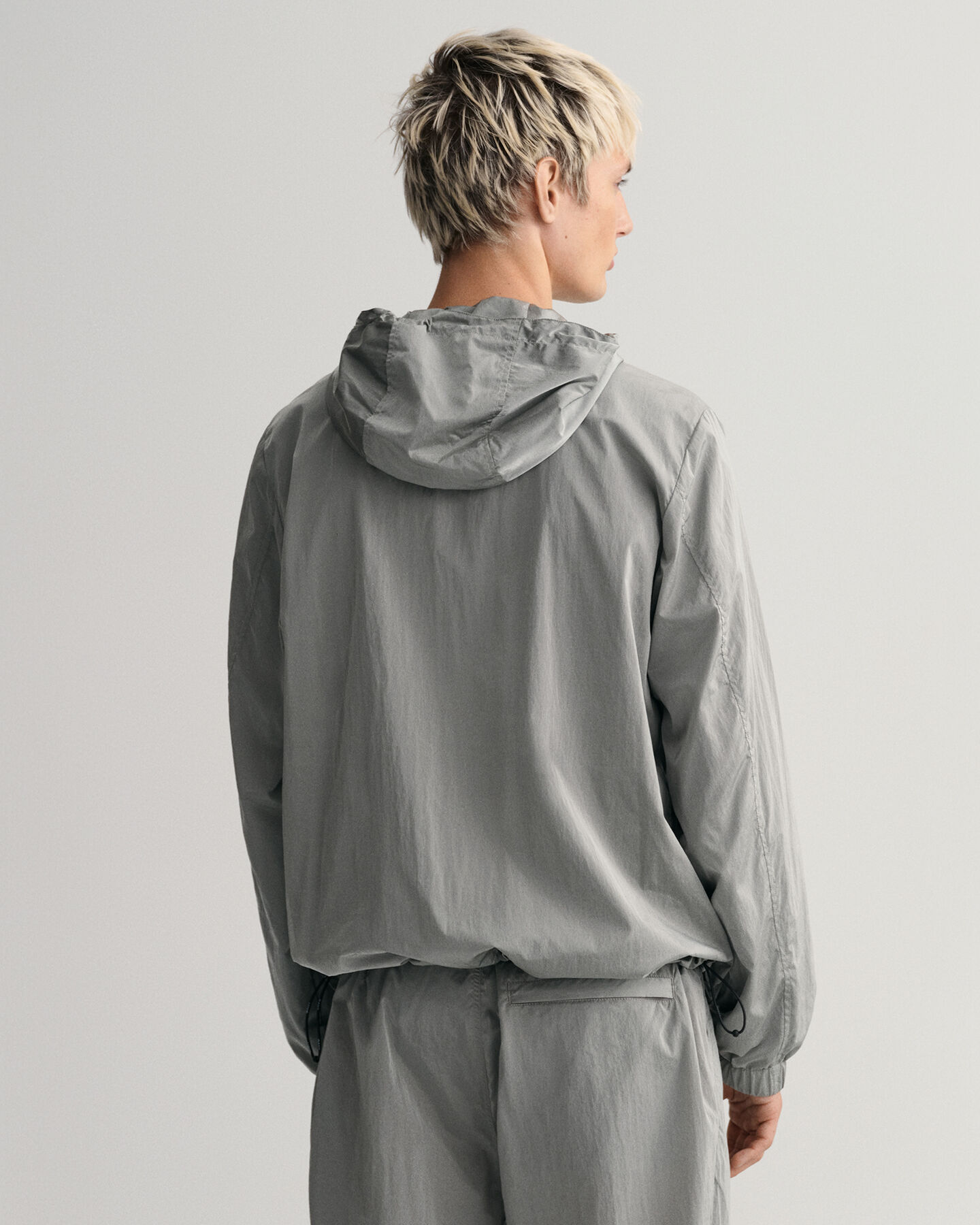 4-Pocket Hooded Jacket