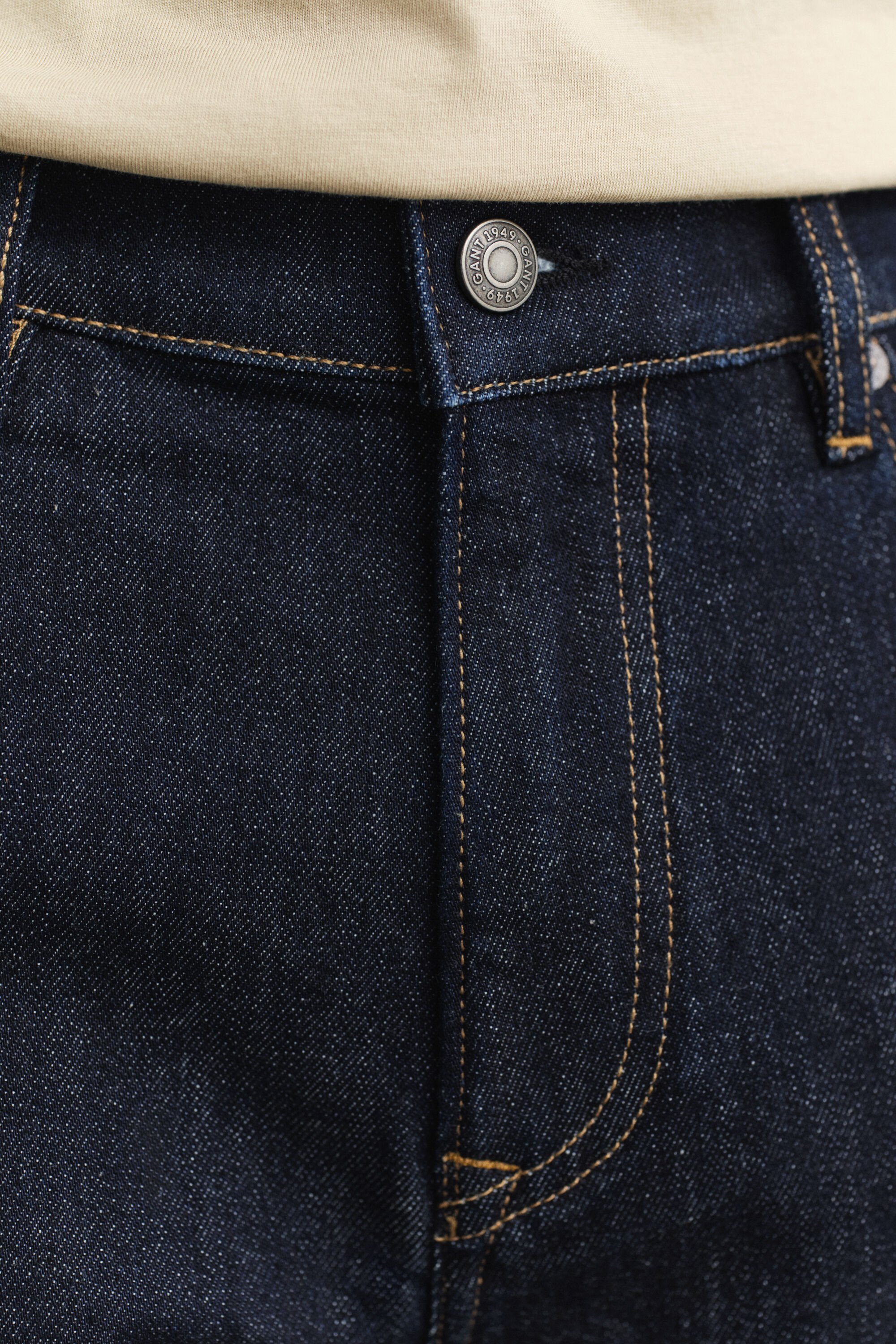 Regular Fit Clean Wash Jeans