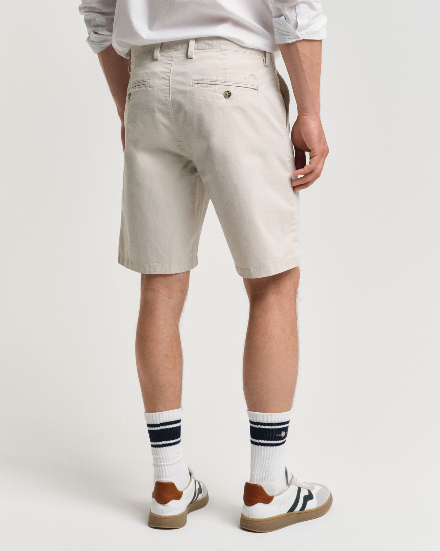 Seasonal Essential Regular Fit Archive Shield Chino Shorts