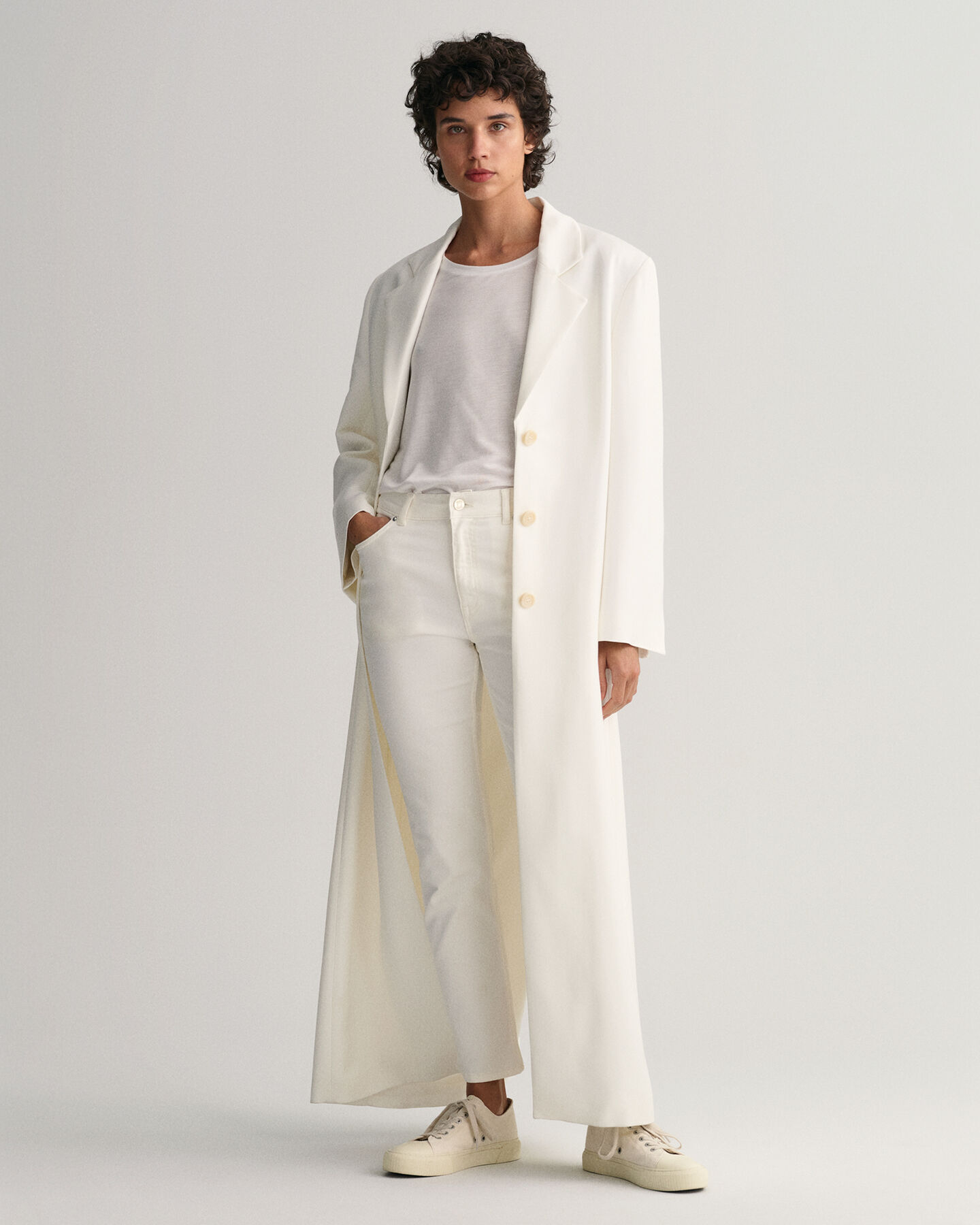 White Cropped Slim Fit Jeans