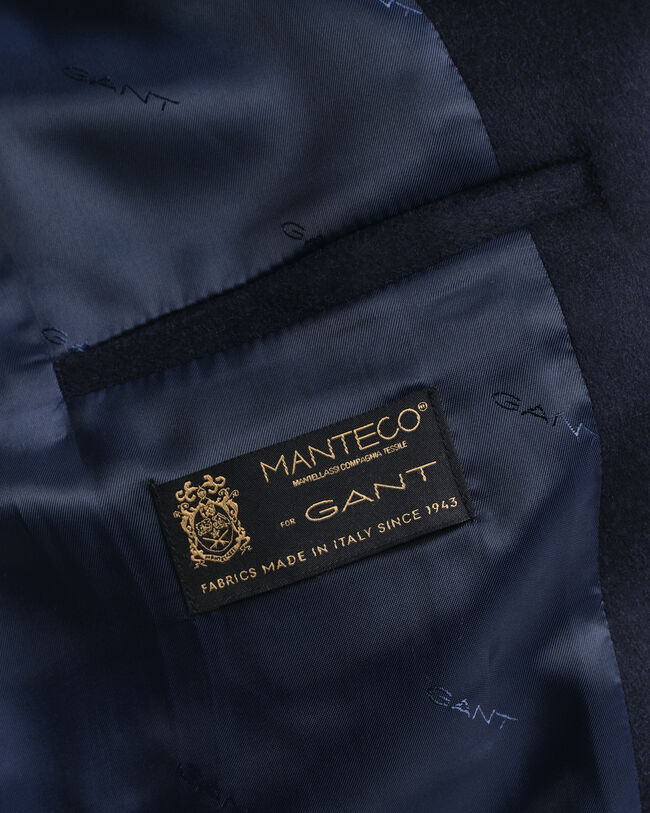 Classic Tailored Fit Wool Coat