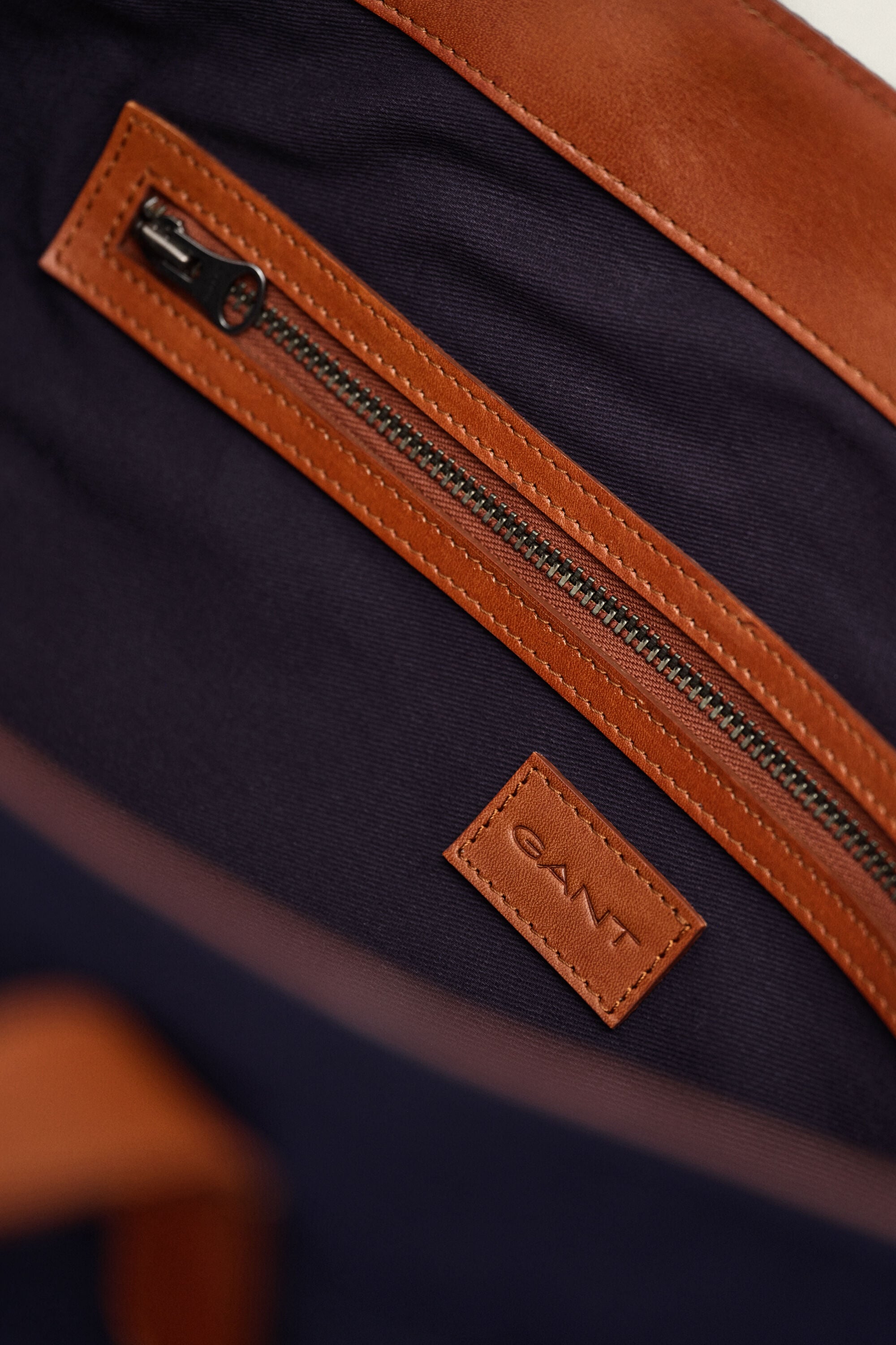Gant x Yale Melton Tote Bag