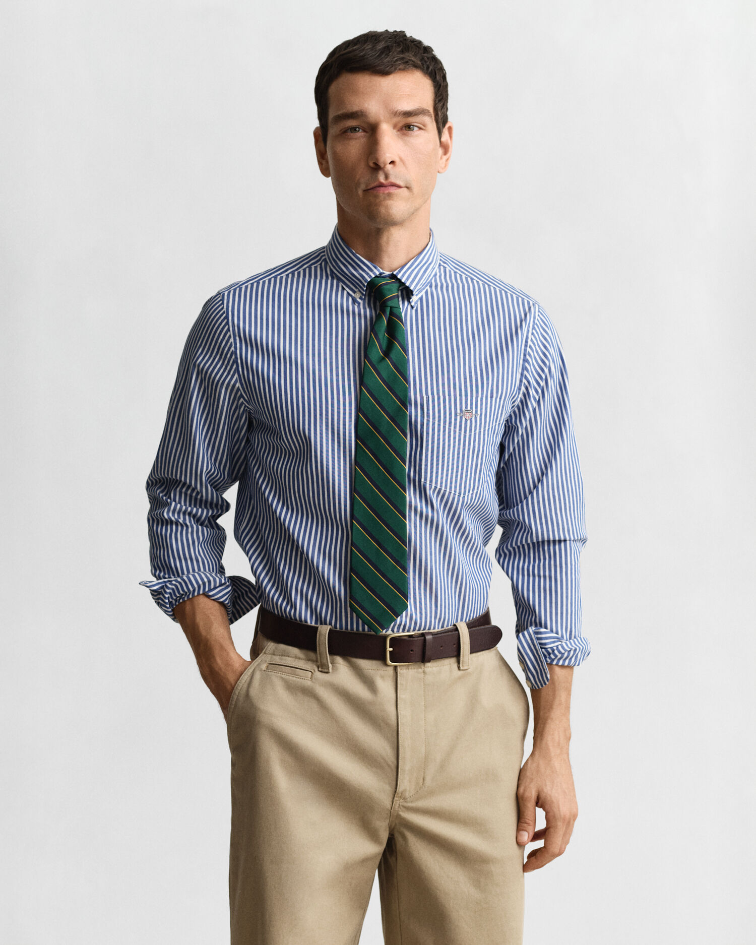 GANT Herren Hemd Poplin Banker – Mit Kellerfalte & Stickerei, Normale Passform